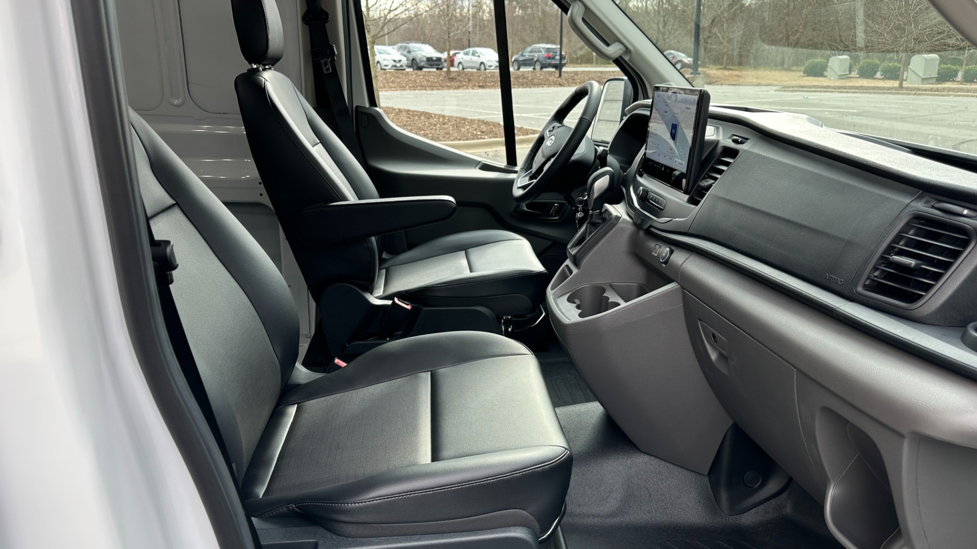 Used 2023 Ford Transit Cargo Van 350 / MEDIUM ROOF / LONG WHEEL BASE / 3DR / SYNC 4 NAV / 360 DEGREE CAMERA for sale $65,995 at Formula Imports in Charlotte NC 28227 33