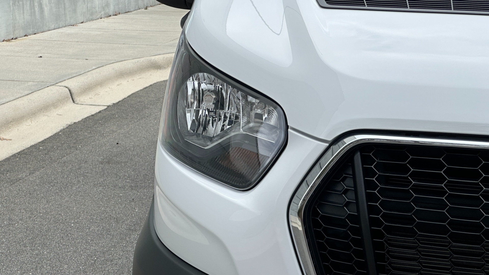 Used 2023 Ford Transit Cargo Van 350 / MEDIUM ROOF / LONG WHEEL BASE / 3DR / SYNC 4 NAV / 360 DEGREE CAMERA for sale $65,995 at Formula Imports in Charlotte NC 28227 41