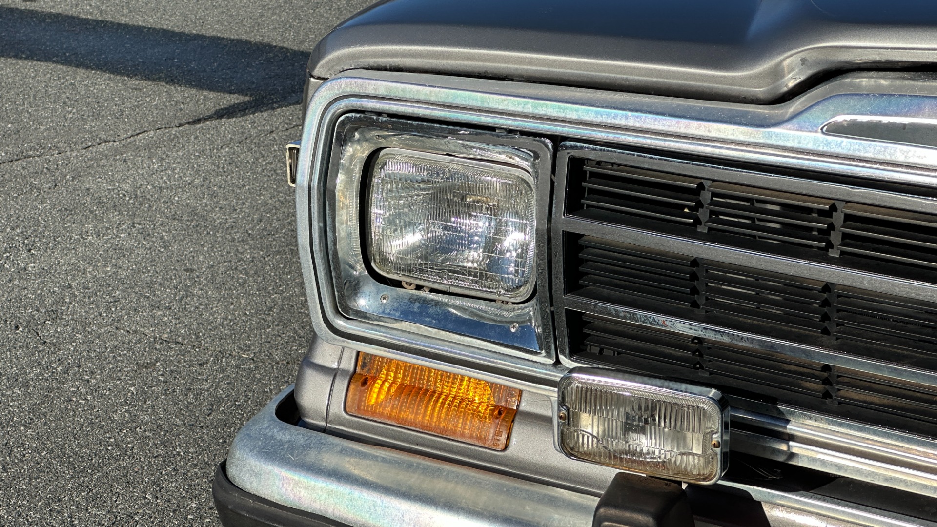 Used 1990 Jeep 5.9L V8 ENGINE / LEATHER AND CLOTH / WOOD SIDING / 4WD for sale $15,995 at Formula Imports in Charlotte NC 28227 59