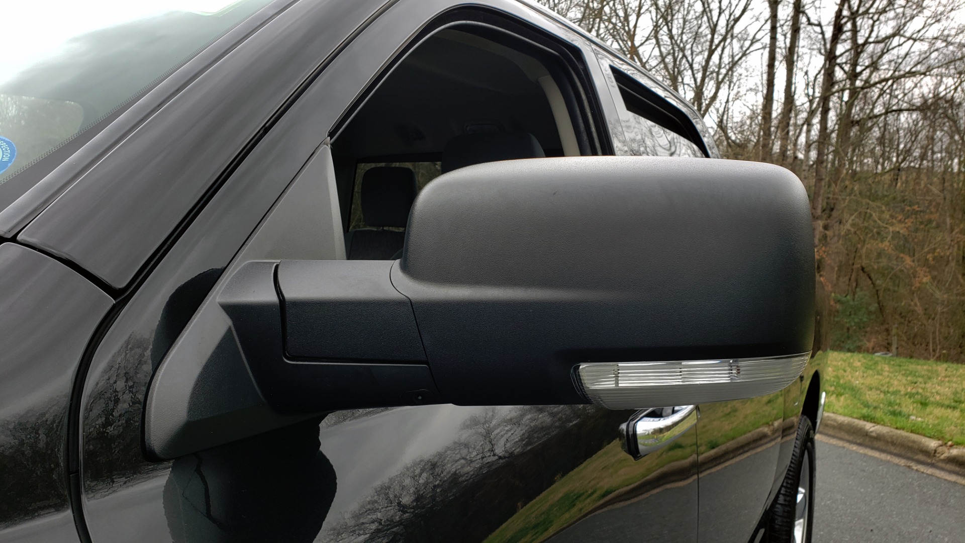 Used 2016 Ram 1500 BIG HORN 5.7L HEMI CREW CAB / HTD STS / NAV / REAVIEW for sale Sold at Formula Imports in Charlotte NC 28227 24