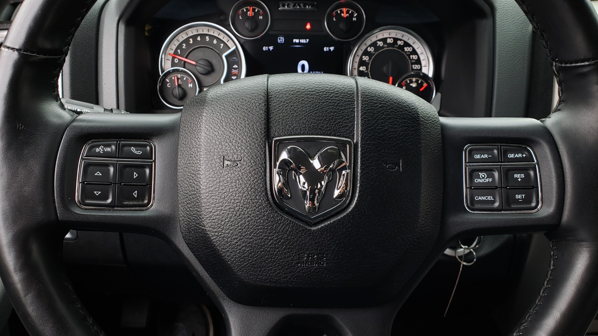 Used 2016 Ram 1500 BIG HORN 5.7L HEMI CREW CAB / HTD STS / NAV / REAVIEW for sale Sold at Formula Imports in Charlotte NC 28227 39