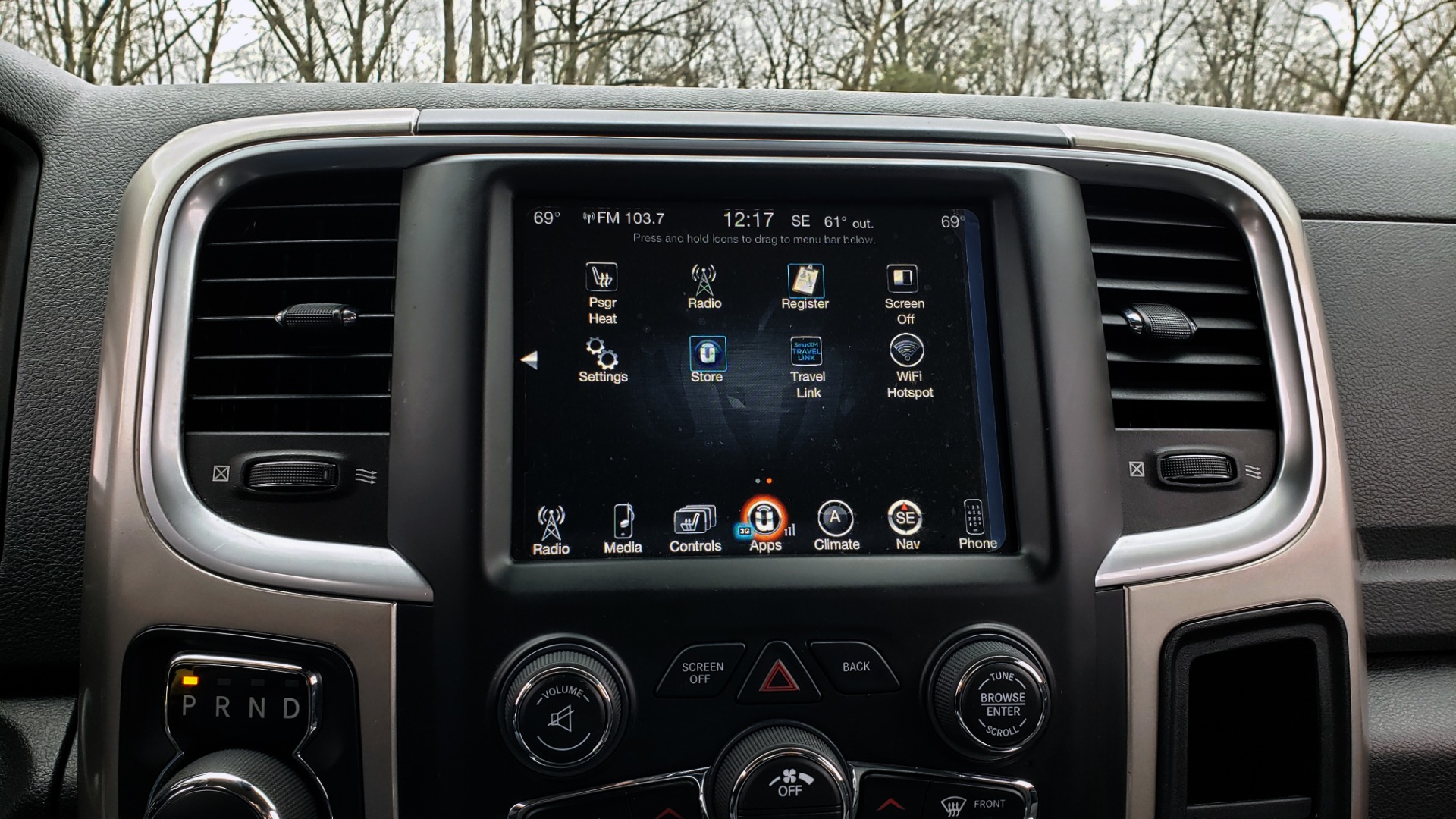 Used 2016 Ram 1500 BIG HORN 5.7L HEMI CREW CAB / HTD STS / NAV / REAVIEW for sale Sold at Formula Imports in Charlotte NC 28227 46