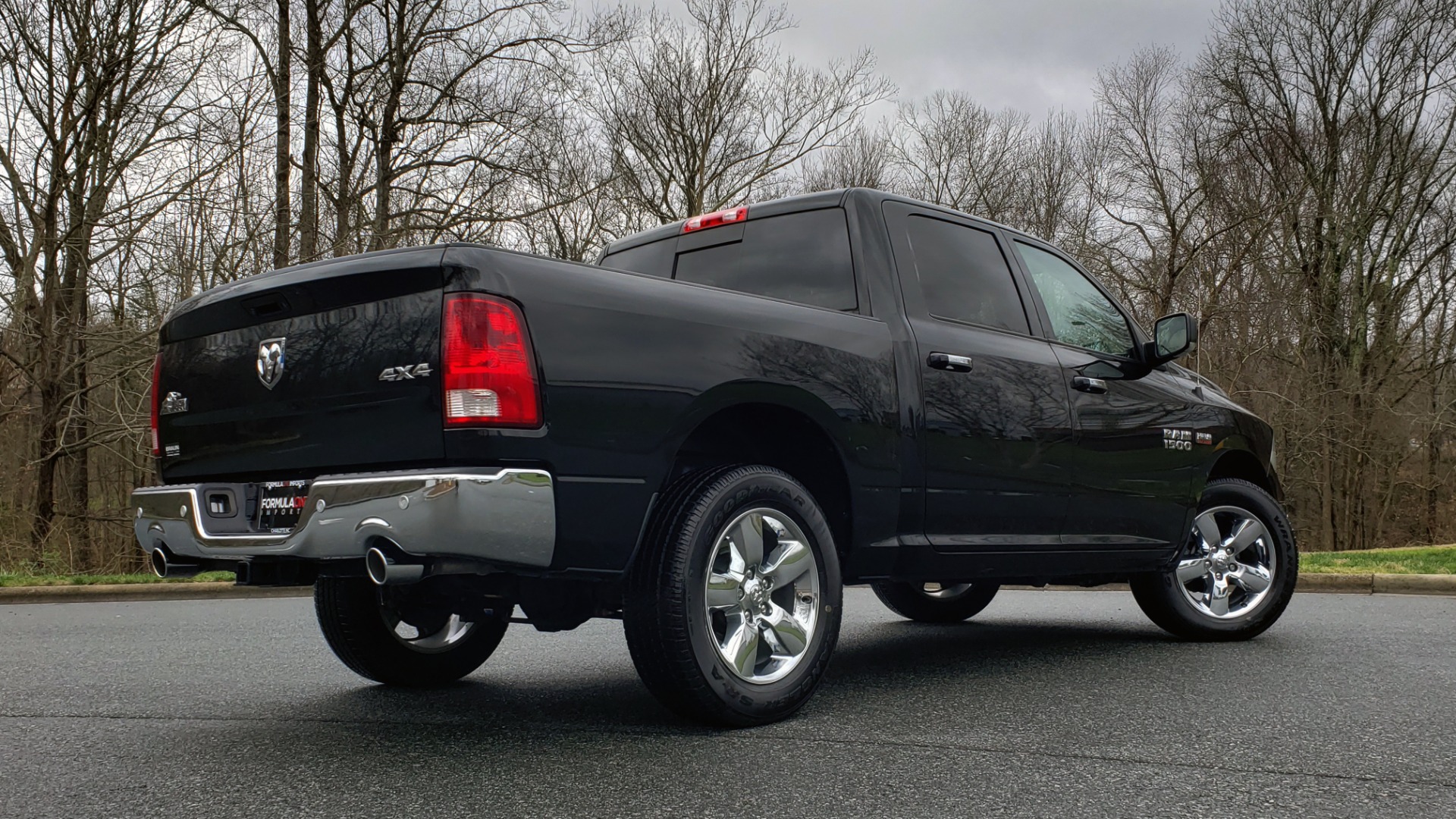 Used 2016 Ram 1500 BIG HORN 5.7L HEMI CREW CAB / HTD STS / NAV / REAVIEW for sale Sold at Formula Imports in Charlotte NC 28227 6