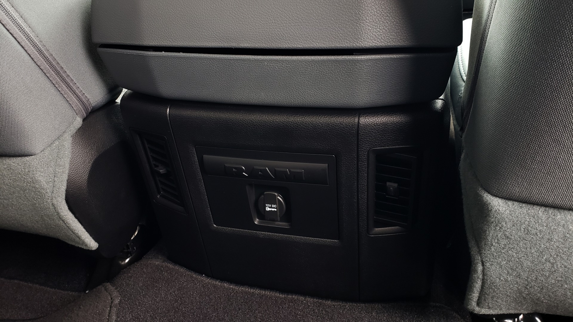 Used 2016 Ram 1500 BIG HORN 5.7L HEMI CREW CAB / HTD STS / NAV / REAVIEW for sale Sold at Formula Imports in Charlotte NC 28227 74
