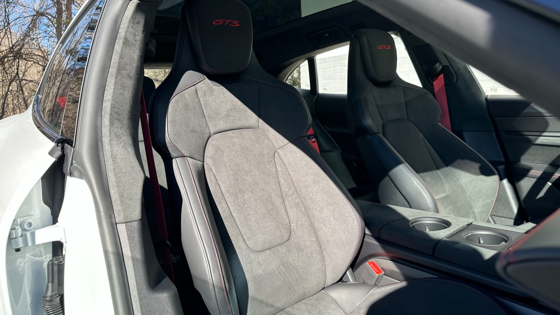 Used 2022 Porsche Taycan GTS SPORT TURISMO GTS / SPORT TURISMO / FULL BODY PPF / SPORT CHRONO / PREMIUM PKG for sale $149,900 at Formula Imports in Charlotte NC 28227 28