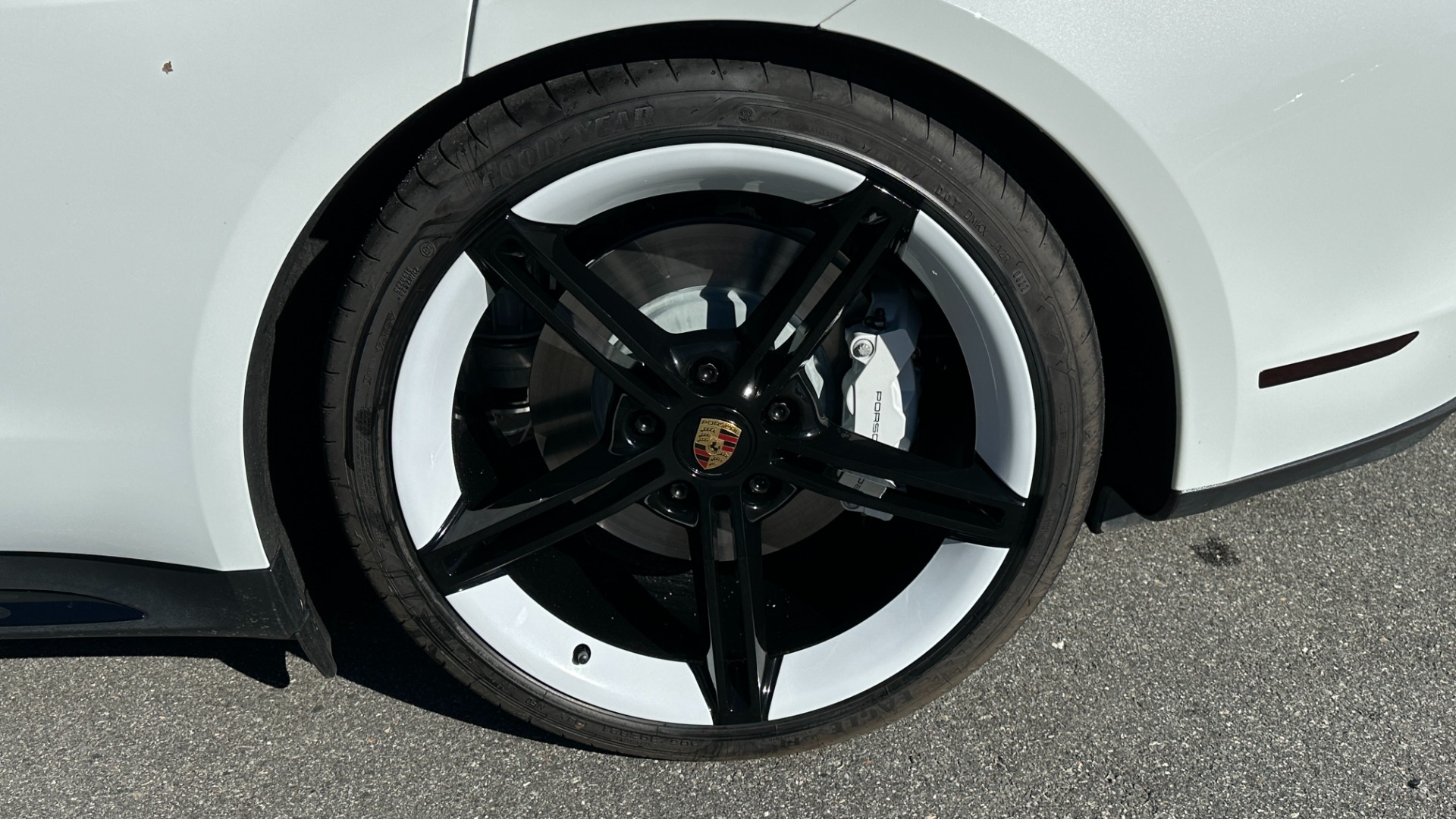 Used 2022 Porsche Taycan GTS SPORT TURISMO GTS / SPORT TURISMO / FULL BODY PPF / SPORT CHRONO / PREMIUM PKG for sale $149,900 at Formula Imports in Charlotte NC 28227 50
