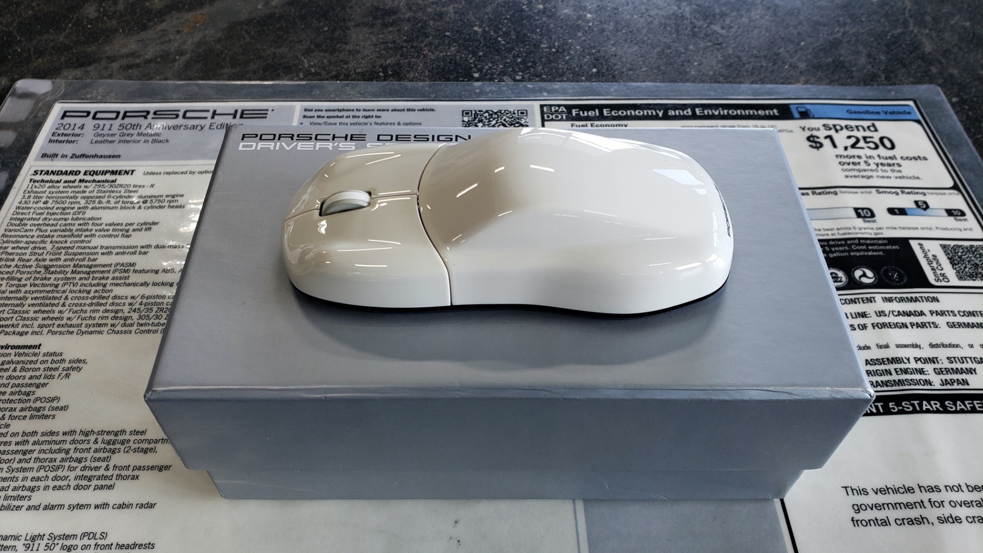 Used 2014 Porsche 911 50TH ANNIVERSARY EDITION / NAV / BOSE / 7-SPEED MANUAL for sale Sold at Formula Imports in Charlotte NC 28227 102