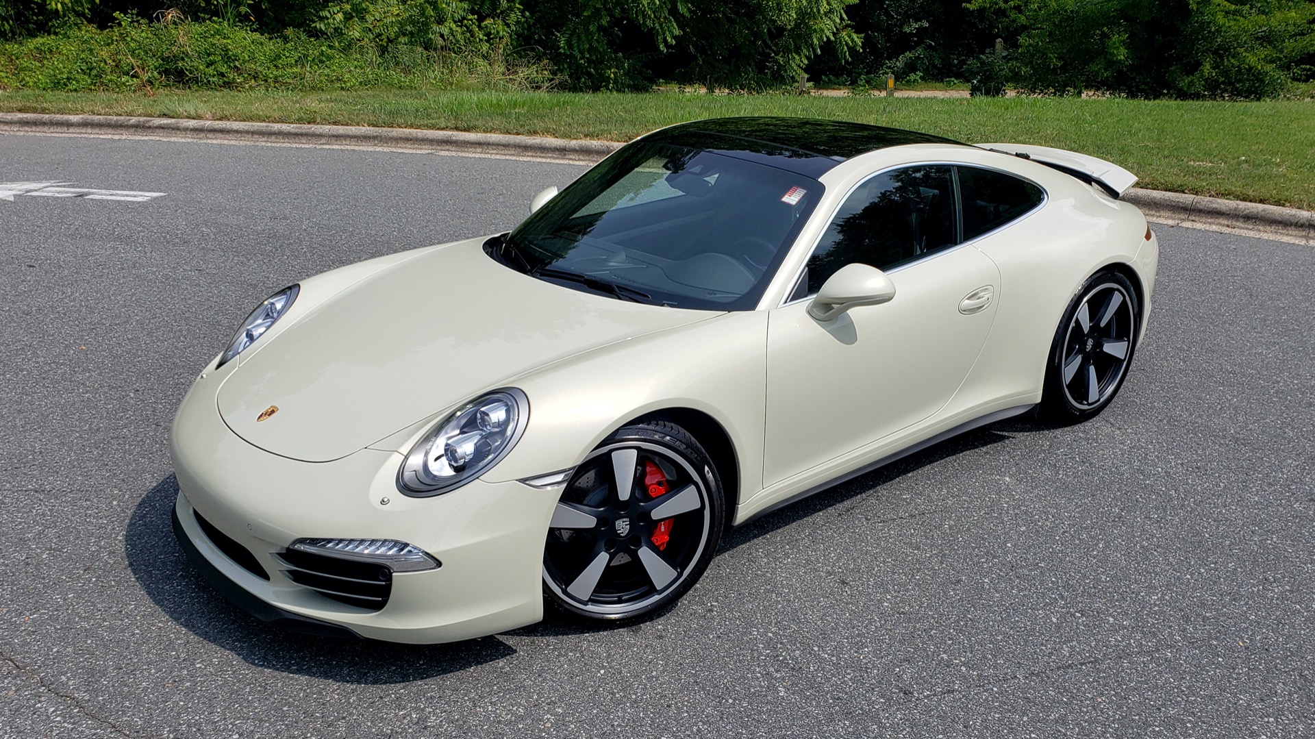 Used 2014 Porsche 911 50TH ANNIVERSARY EDITION / NAV / BOSE / 7-SPEED MANUAL for sale Sold at Formula Imports in Charlotte NC 28227 11