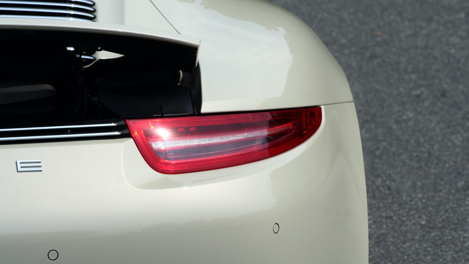 Used 2014 Porsche 911 50TH ANNIVERSARY EDITION / NAV / BOSE / 7-SPEED MANUAL for sale Sold at Formula Imports in Charlotte NC 28227 82