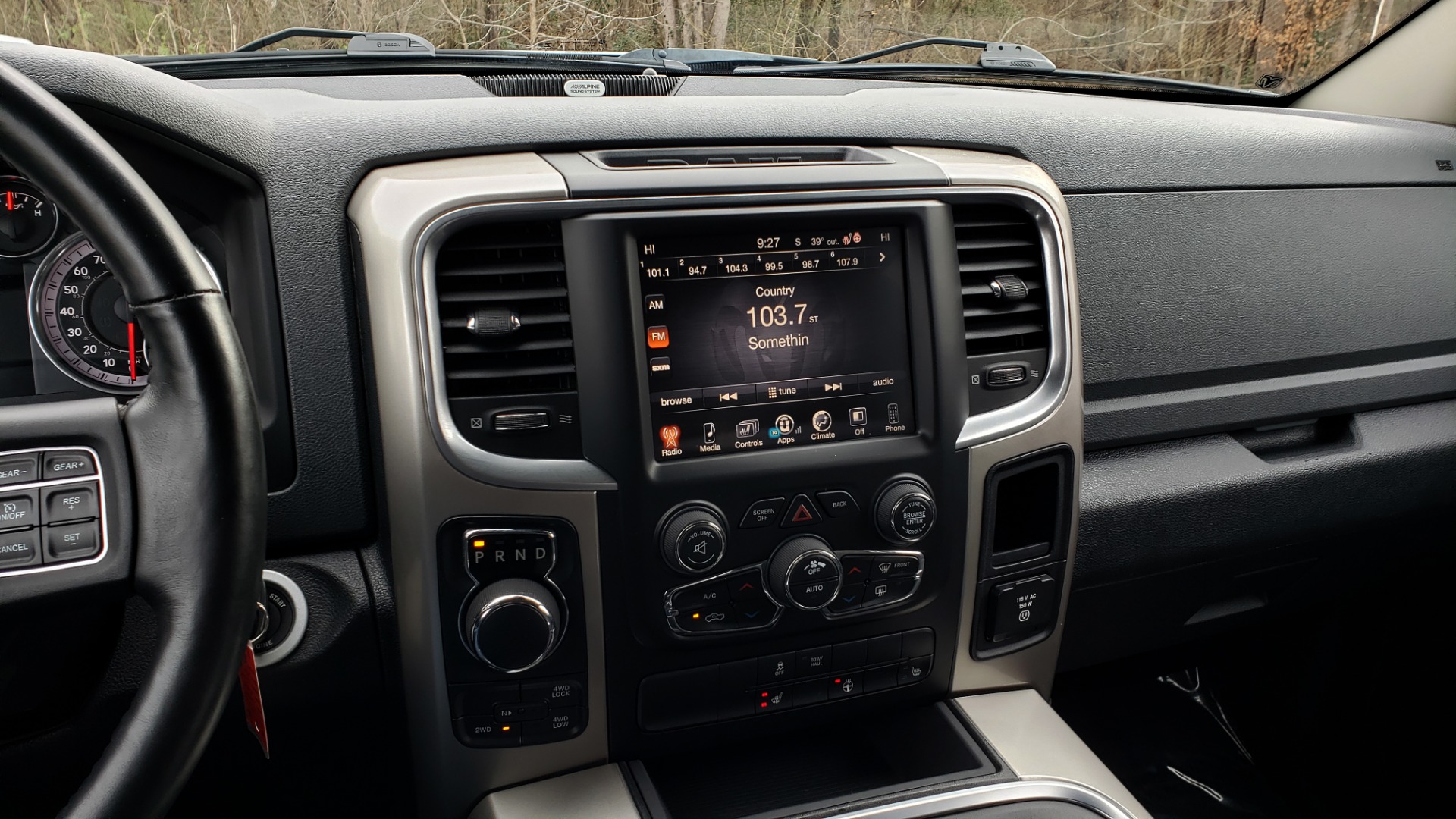 Used 2016 Ram 1500 OUTDOORSMAN 4X4 / CREW CAB / REARVIEW / HTD STS for sale Sold at Formula Imports in Charlotte NC 28227 38