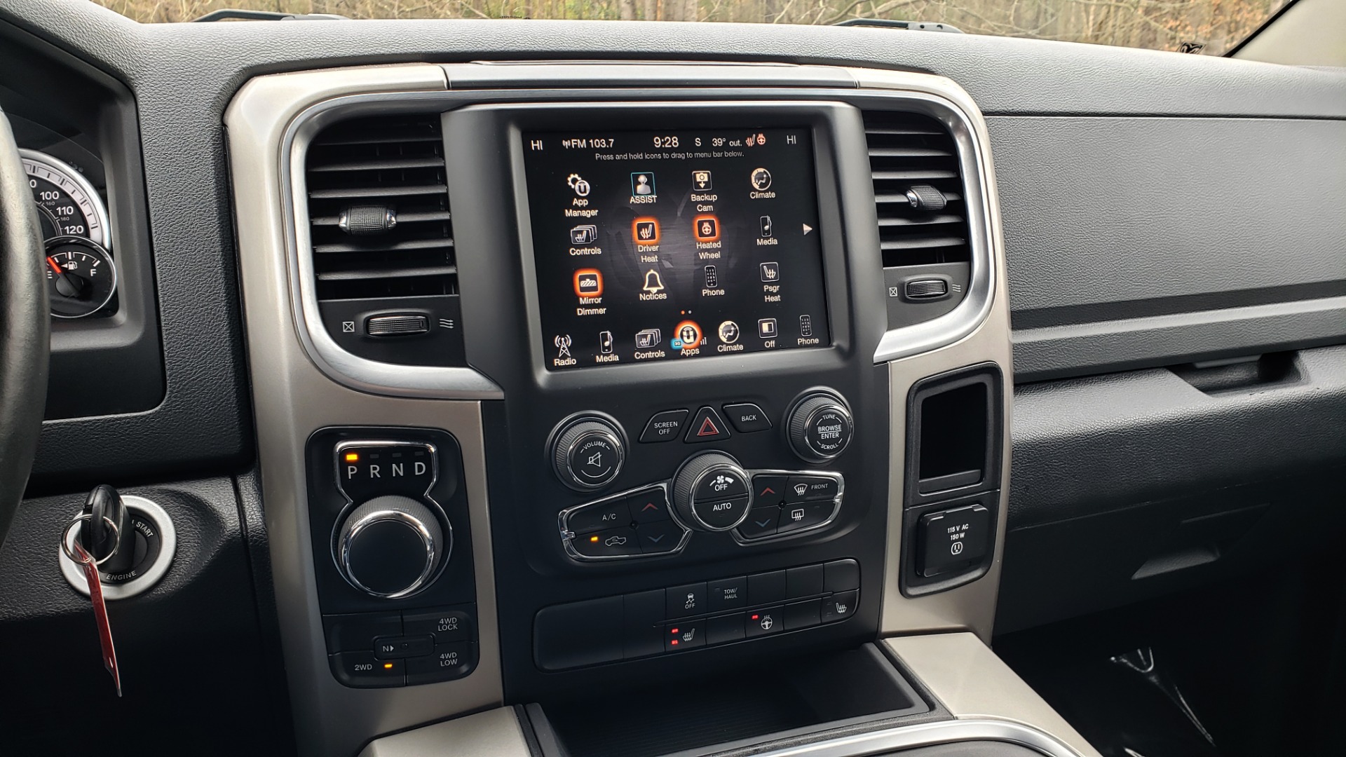 Used 2016 Ram 1500 OUTDOORSMAN 4X4 / CREW CAB / REARVIEW / HTD STS for sale Sold at Formula Imports in Charlotte NC 28227 42