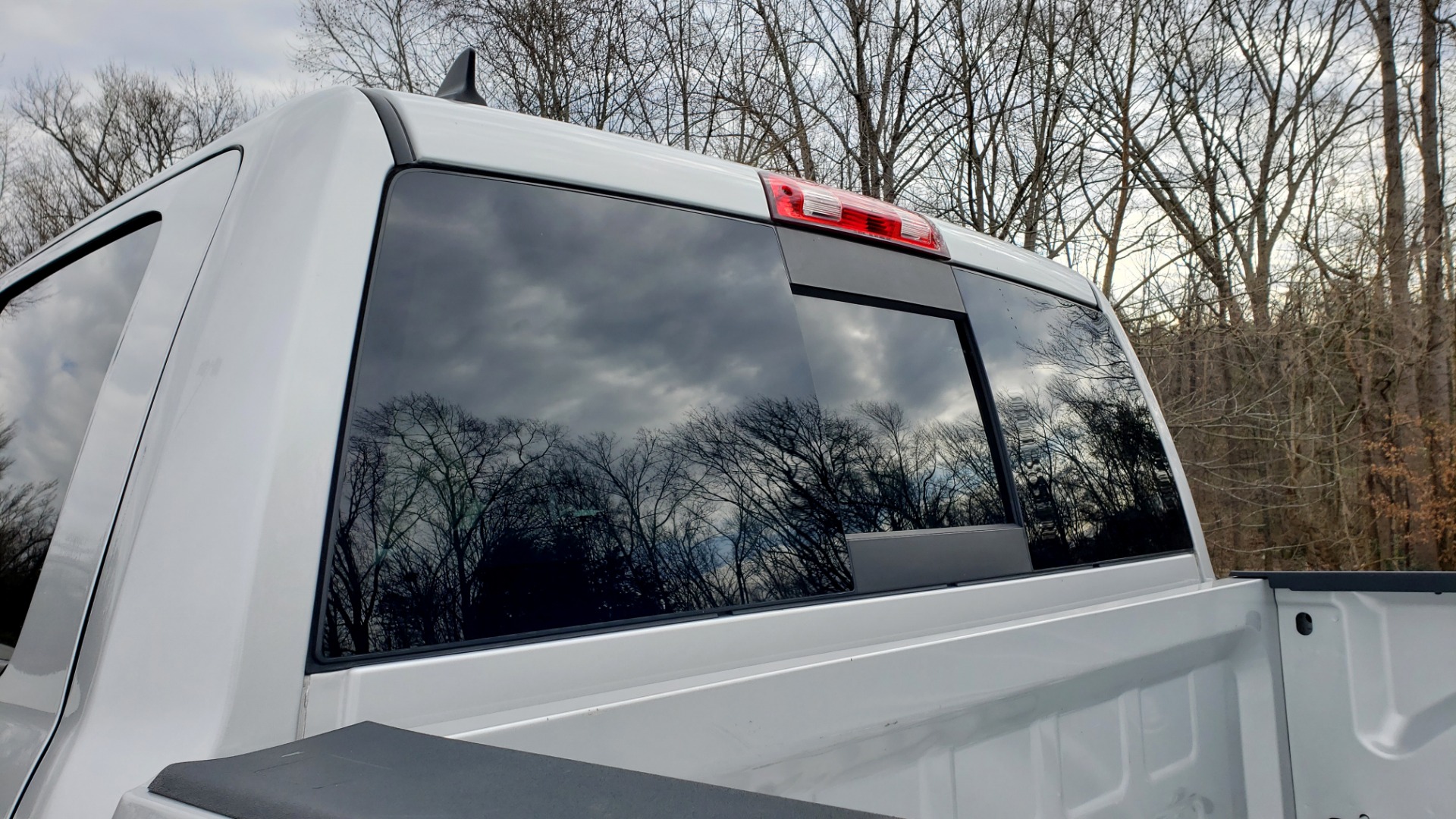 Used 2016 Ram 1500 OUTDOORSMAN 4X4 / CREW CAB / REARVIEW / HTD STS for sale Sold at Formula Imports in Charlotte NC 28227 7