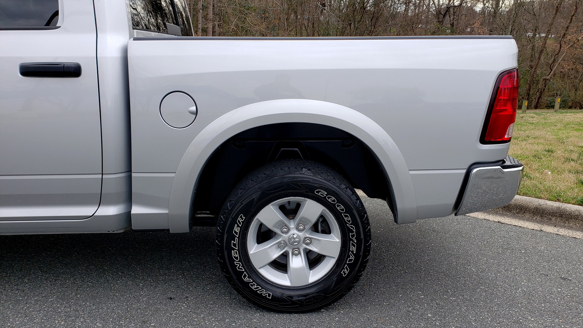 Used 2016 Ram 1500 OUTDOORSMAN 4X4 / CREW CAB / REARVIEW / HTD STS for sale Sold at Formula Imports in Charlotte NC 28227 76