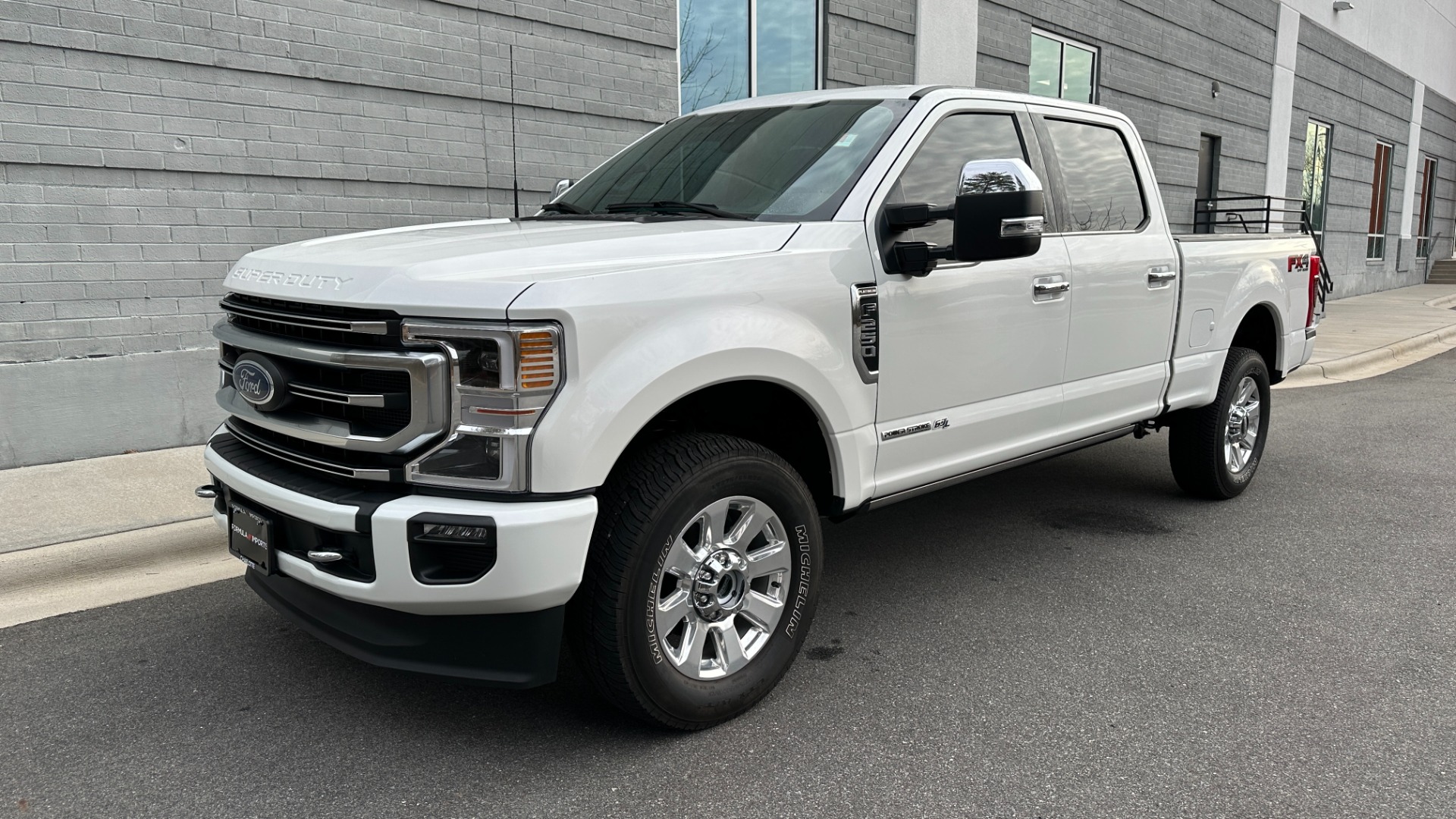 Used 2021 Ford Super Duty F-250 SRW PLATINUM / FX4 OFFROAD / 6.7L DIESEL / PWR SIDE STEPS / MASSAGE for sale $78,995 at Formula Imports in Charlotte NC 28227 2