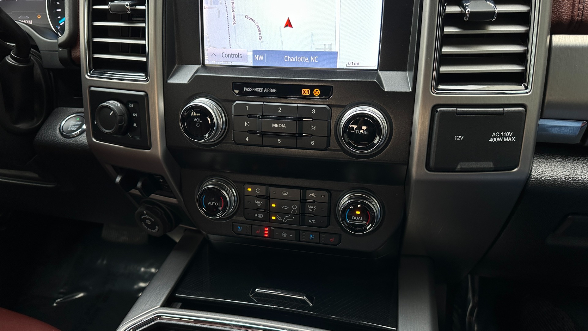 Used 2021 Ford Super Duty F-250 SRW PLATINUM / FX4 OFFROAD / 6.7L DIESEL / PWR SIDE STEPS / MASSAGE for sale $78,995 at Formula Imports in Charlotte NC 28227 32