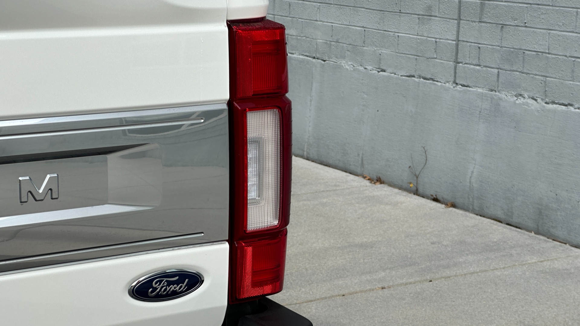 Used 2021 Ford Super Duty F-250 SRW PLATINUM / FX4 OFFROAD / 6.7L DIESEL / PWR SIDE STEPS / MASSAGE for sale $78,995 at Formula Imports in Charlotte NC 28227 44