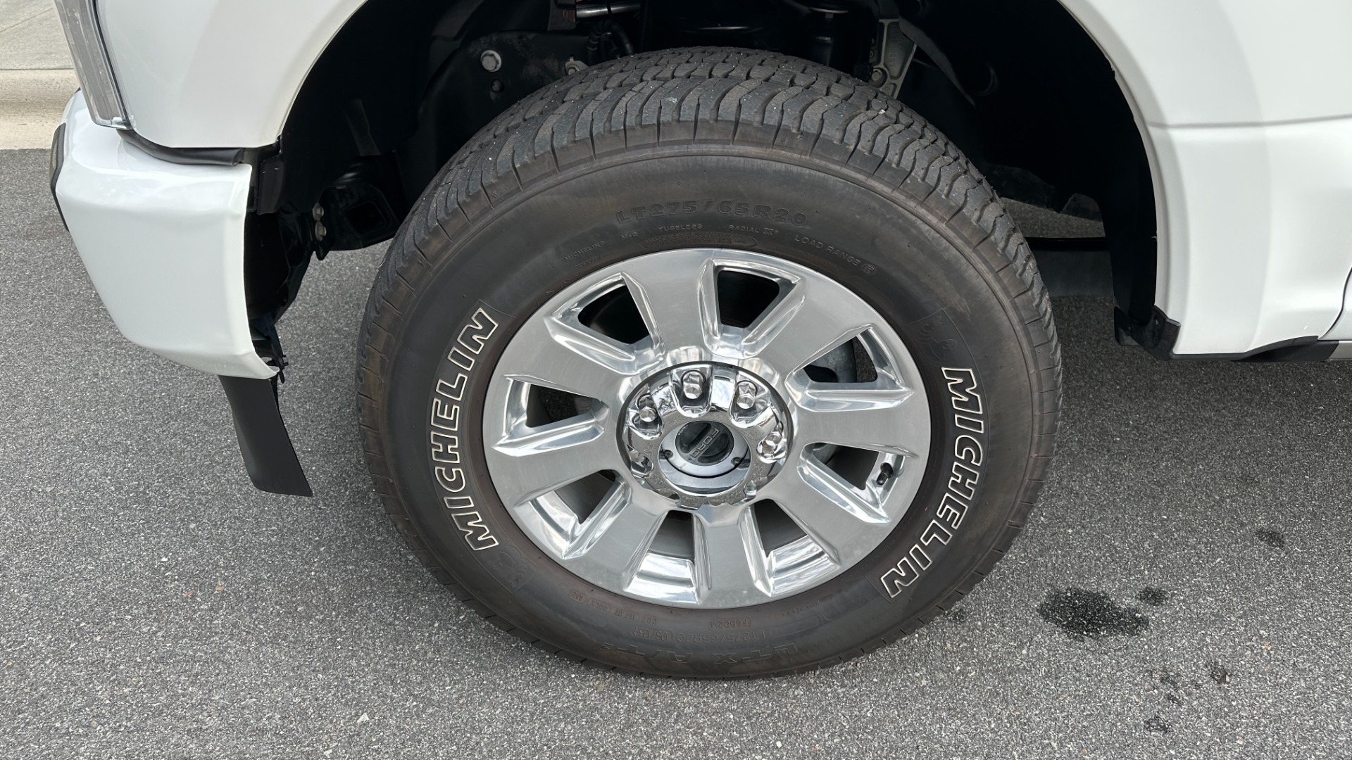 Used 2021 Ford Super Duty F-250 SRW PLATINUM / FX4 OFFROAD / 6.7L DIESEL / PWR SIDE STEPS / MASSAGE for sale $78,995 at Formula Imports in Charlotte NC 28227 49