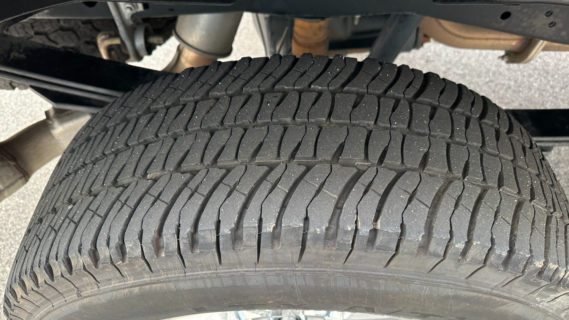 Used 2021 Ford Super Duty F-250 SRW PLATINUM / FX4 OFFROAD / 6.7L DIESEL / PWR SIDE STEPS / MASSAGE for sale $78,995 at Formula Imports in Charlotte NC 28227 56