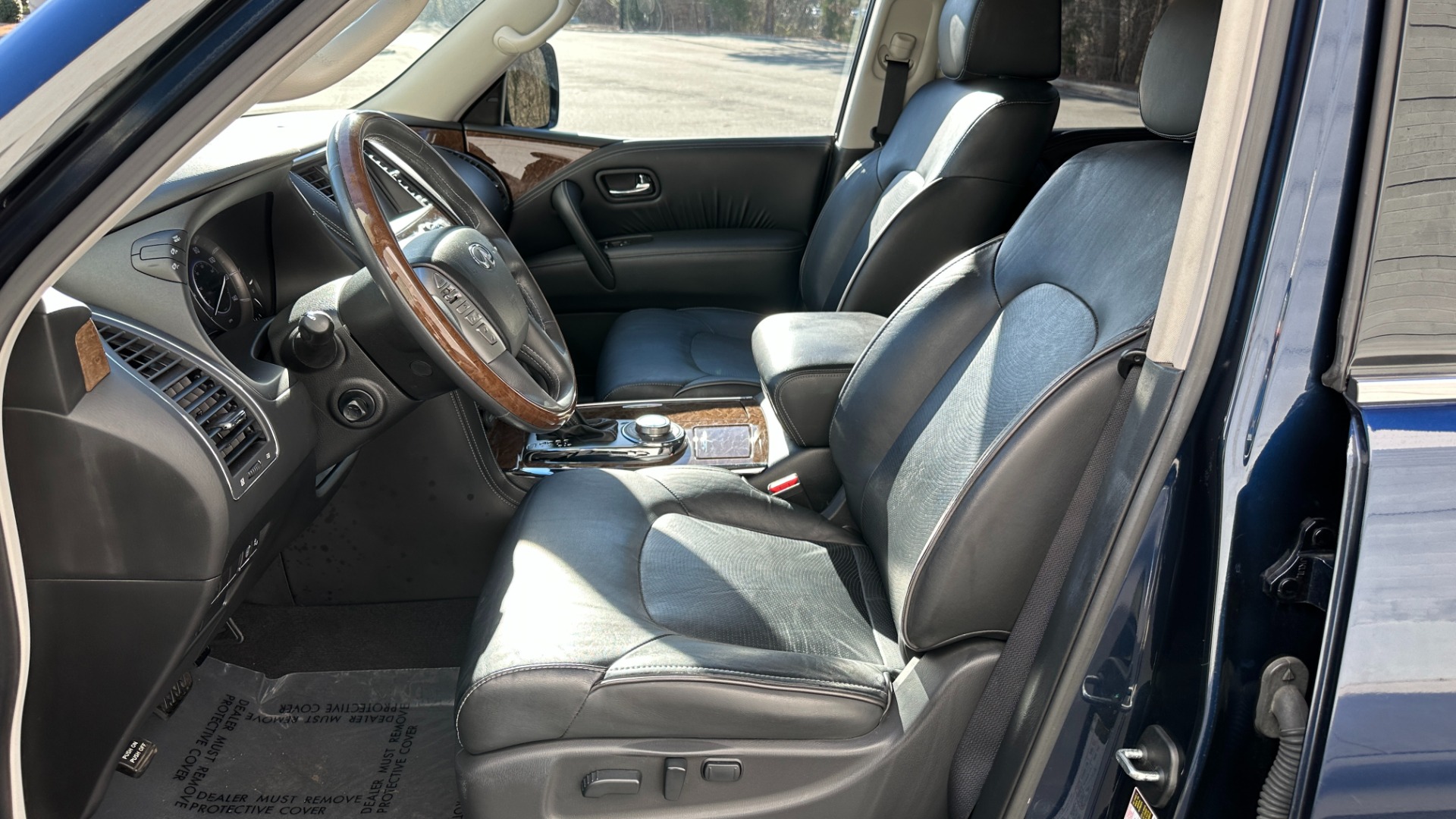 Used 2016 INFINITI QX80 LIMITED / 22IN WHEELS / THEATER PACKAGE / DRIVER ASSISTANCE / V8 / 4WD for sale $33,995 at Formula Imports in Charlotte NC 28227 12