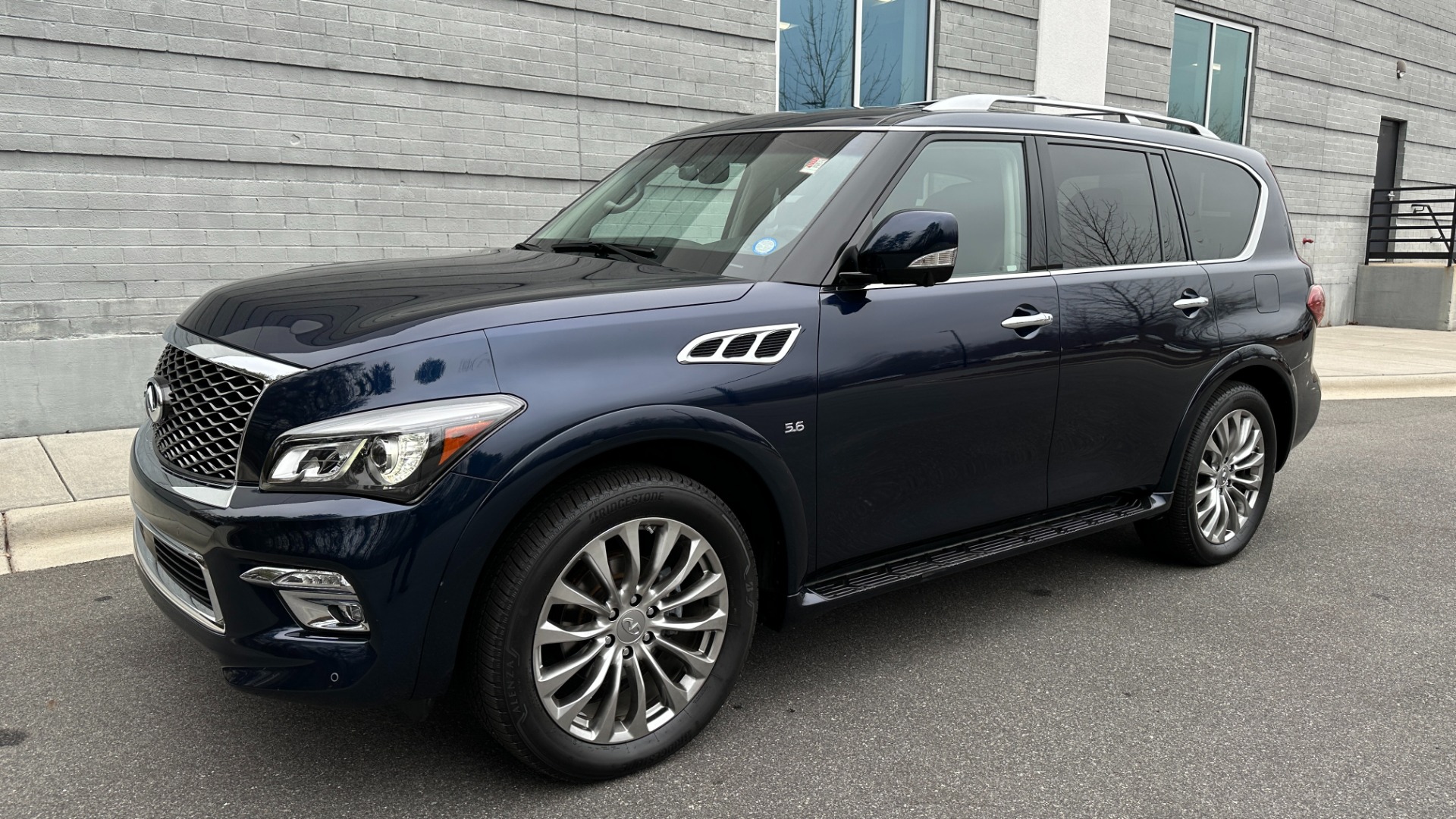 Used 2016 INFINITI QX80 LIMITED / 22IN WHEELS / THEATER PACKAGE / DRIVER ASSISTANCE / V8 / 4WD for sale $33,995 at Formula Imports in Charlotte NC 28227 2