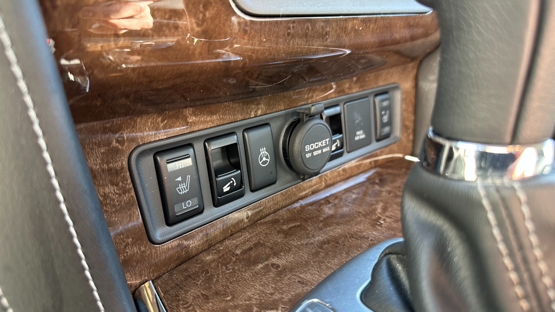 Used 2016 INFINITI QX80 LIMITED / 22IN WHEELS / THEATER PACKAGE / DRIVER ASSISTANCE / V8 / 4WD for sale $33,995 at Formula Imports in Charlotte NC 28227 23