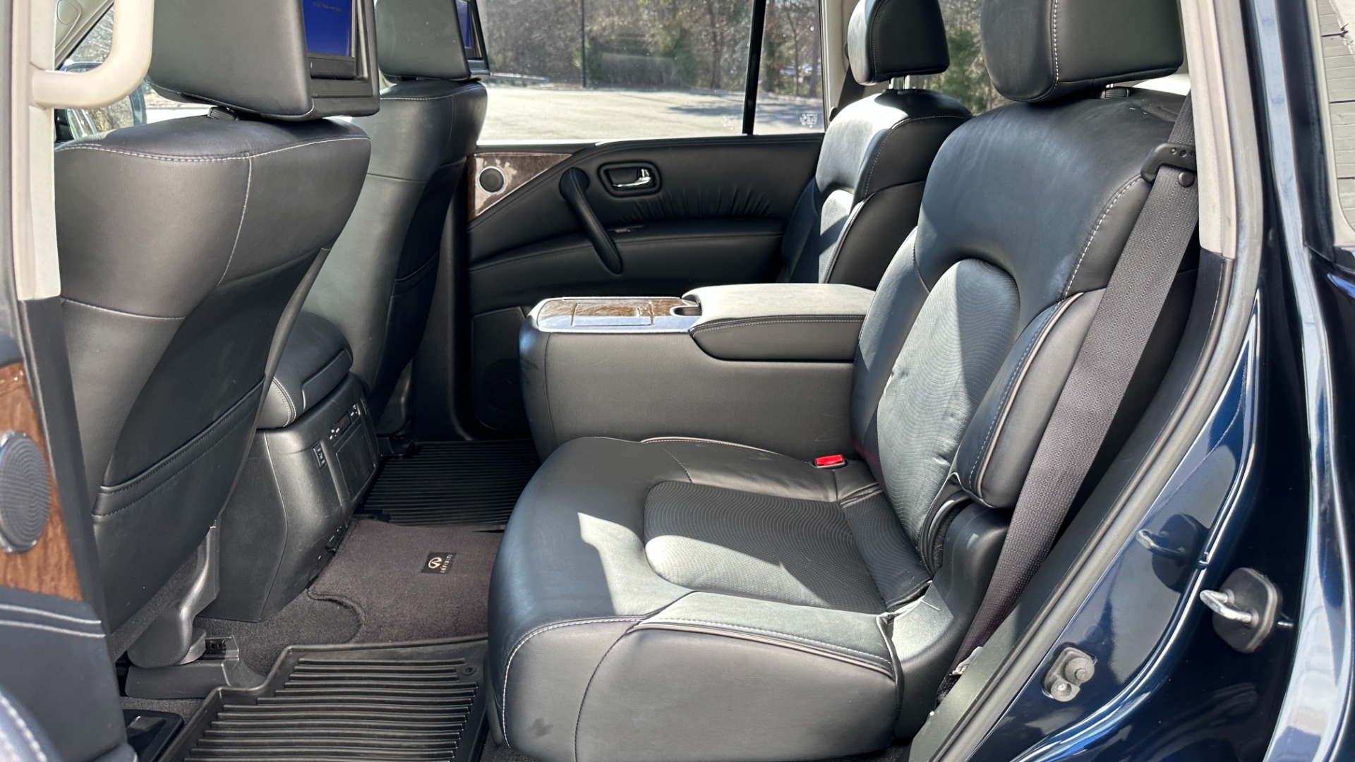 Used 2016 INFINITI QX80 LIMITED / 22IN WHEELS / THEATER PACKAGE / DRIVER ASSISTANCE / V8 / 4WD for sale $33,995 at Formula Imports in Charlotte NC 28227 28