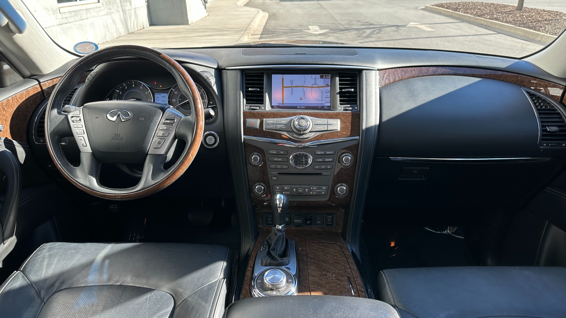 Used 2016 INFINITI QX80 LIMITED / 22IN WHEELS / THEATER PACKAGE / DRIVER ASSISTANCE / V8 / 4WD for sale $33,995 at Formula Imports in Charlotte NC 28227 33