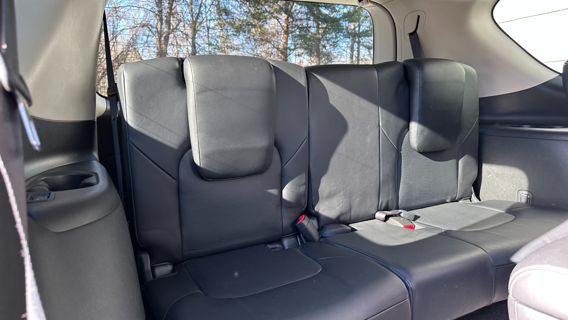 Used 2016 INFINITI QX80 LIMITED / 22IN WHEELS / THEATER PACKAGE / DRIVER ASSISTANCE / V8 / 4WD for sale $33,995 at Formula Imports in Charlotte NC 28227 43