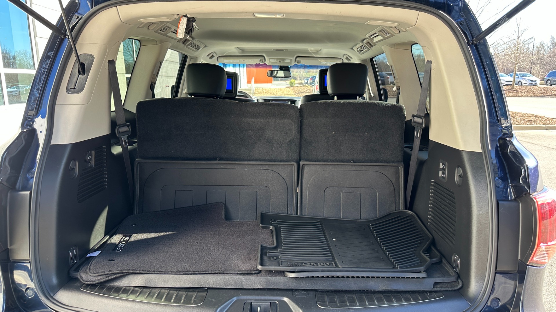 Used 2016 INFINITI QX80 LIMITED / 22IN WHEELS / THEATER PACKAGE / DRIVER ASSISTANCE / V8 / 4WD for sale $33,995 at Formula Imports in Charlotte NC 28227 55