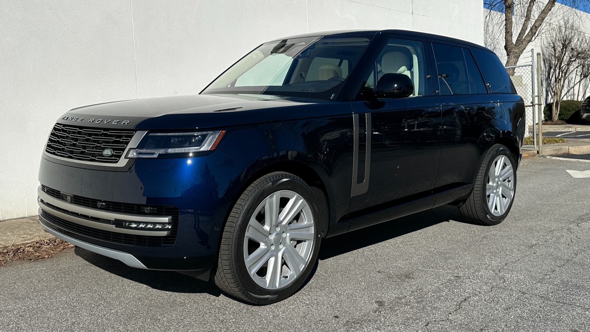 Used 2023 Land Rover Range Rover SE / SWB / P530 / PREMIUM / TECHNOLOGY / ADVANCED TOW for sale Sold at Formula Imports in Charlotte NC 28227 2