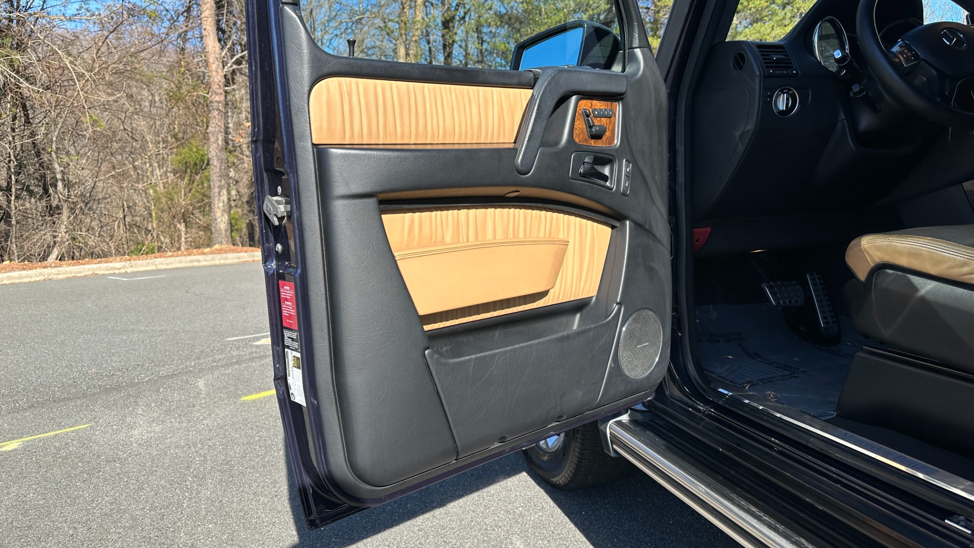 Used 2015 Mercedes-Benz G-Class G550 / DESIGNO NAPPA LEATHER / DESIGNO HEADLINER / HEATED STEERING / NAV / for sale Sold at Formula Imports in Charlotte NC 28227 10