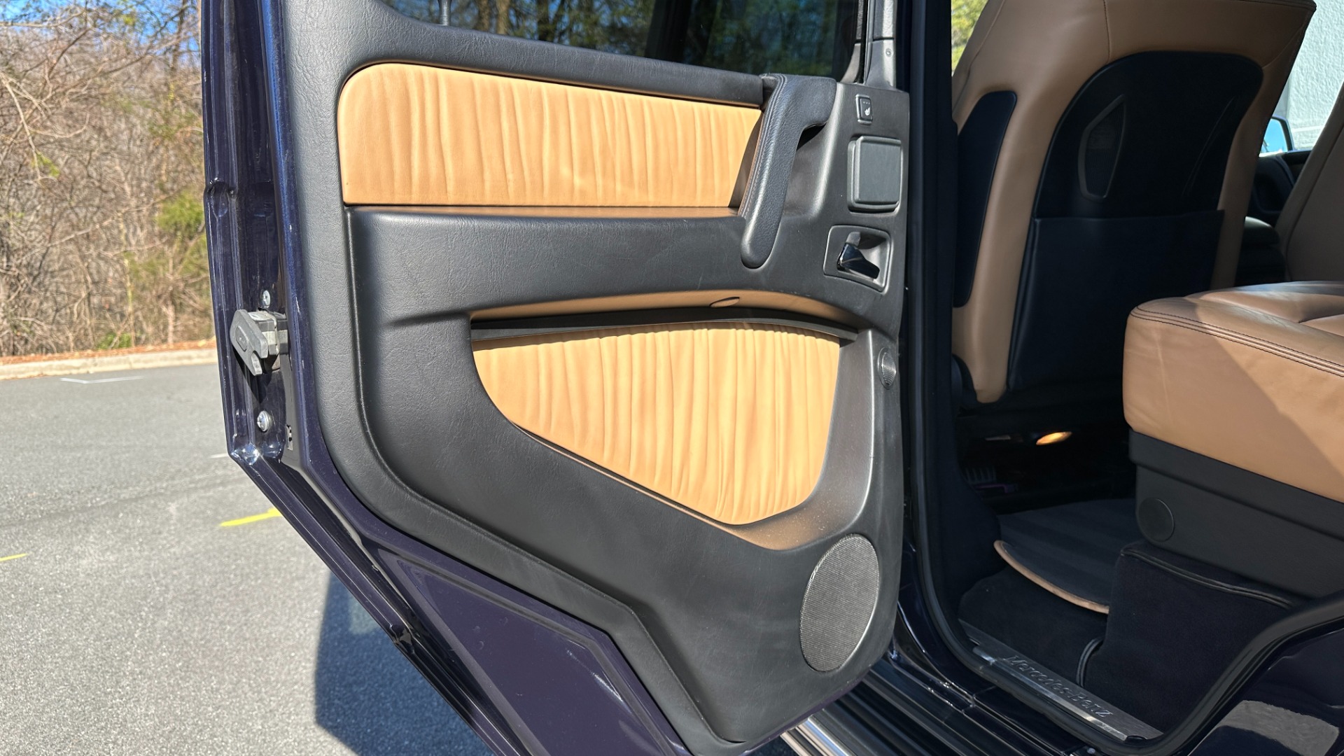 Used 2015 Mercedes-Benz G-Class G550 / DESIGNO NAPPA LEATHER / DESIGNO HEADLINER / HEATED STEERING / NAV / for sale Sold at Formula Imports in Charlotte NC 28227 21
