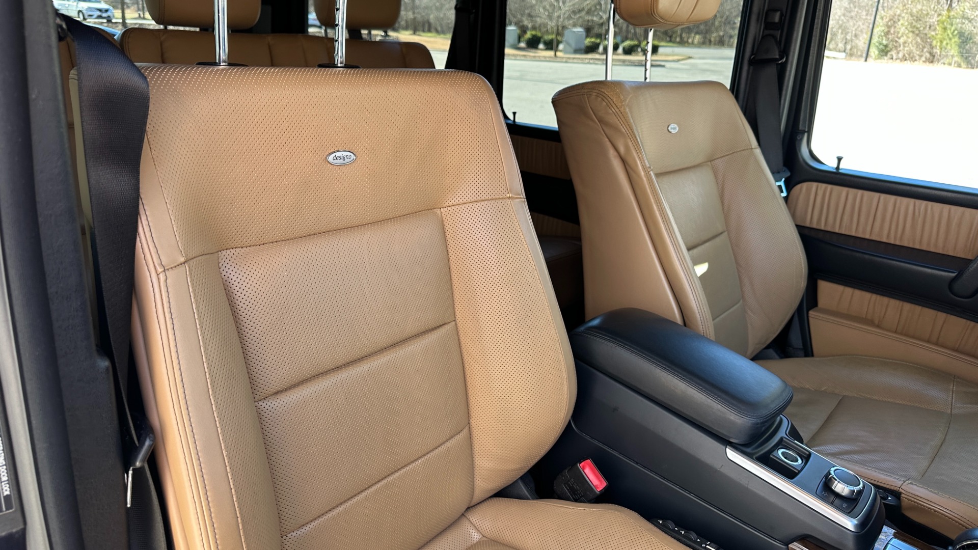 Used 2015 Mercedes-Benz G-Class G550 / DESIGNO NAPPA LEATHER / DESIGNO HEADLINER / HEATED STEERING / NAV / for sale Sold at Formula Imports in Charlotte NC 28227 30