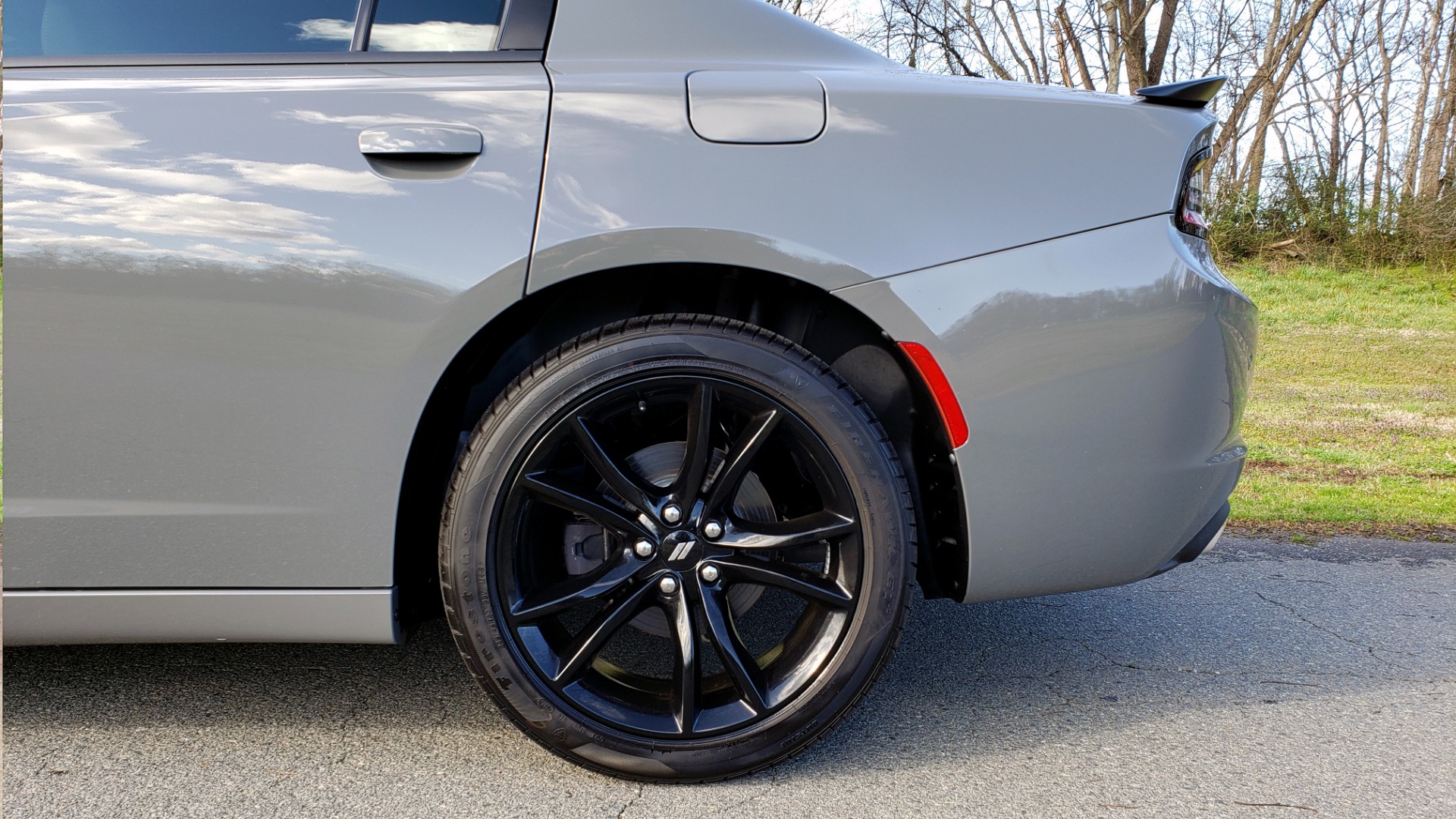 Used 2018 Dodge CHARGER SXT PLUS W/BLACKTOP / V6 / AUTO / KEYLESS-GO / PARK ASST for sale Sold at Formula Imports in Charlotte NC 28227 74