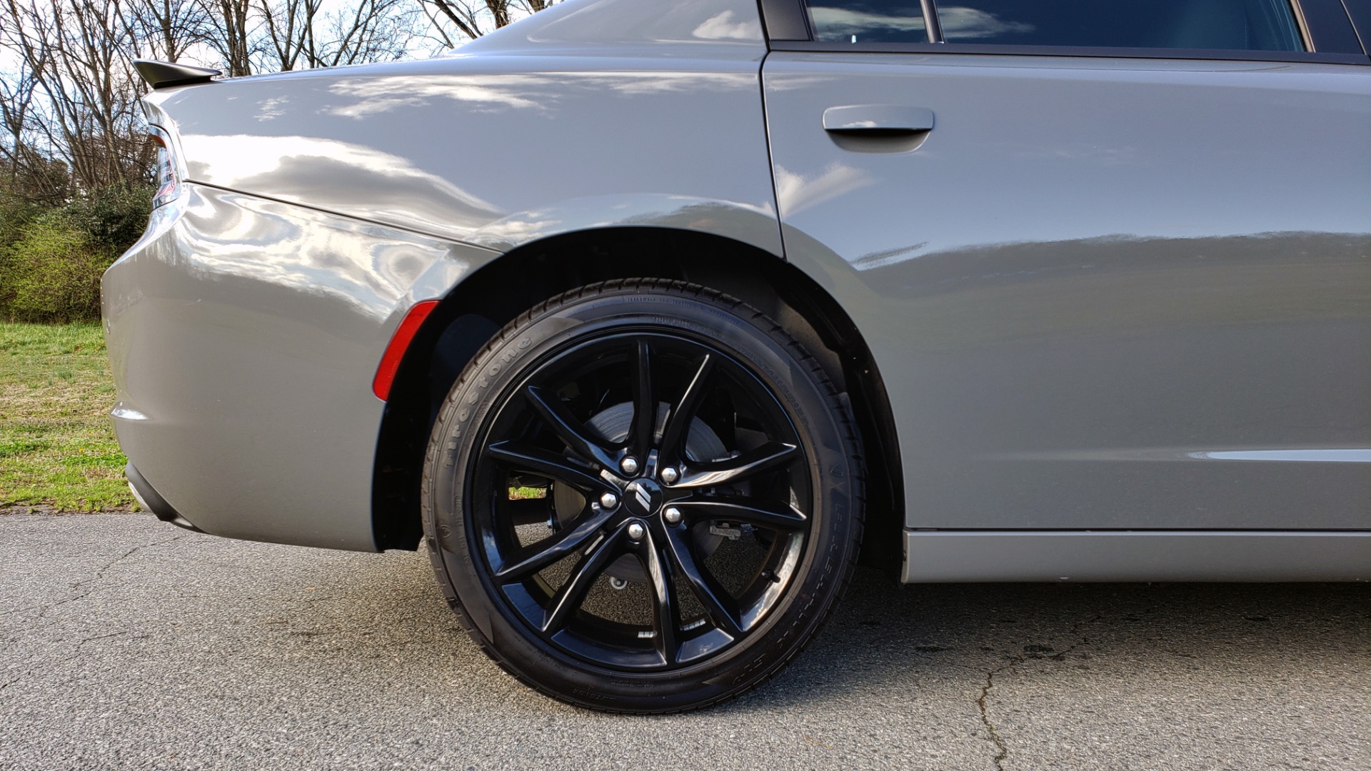Used 2018 Dodge CHARGER SXT PLUS W/BLACKTOP / V6 / AUTO / KEYLESS-GO / PARK ASST for sale Sold at Formula Imports in Charlotte NC 28227 75