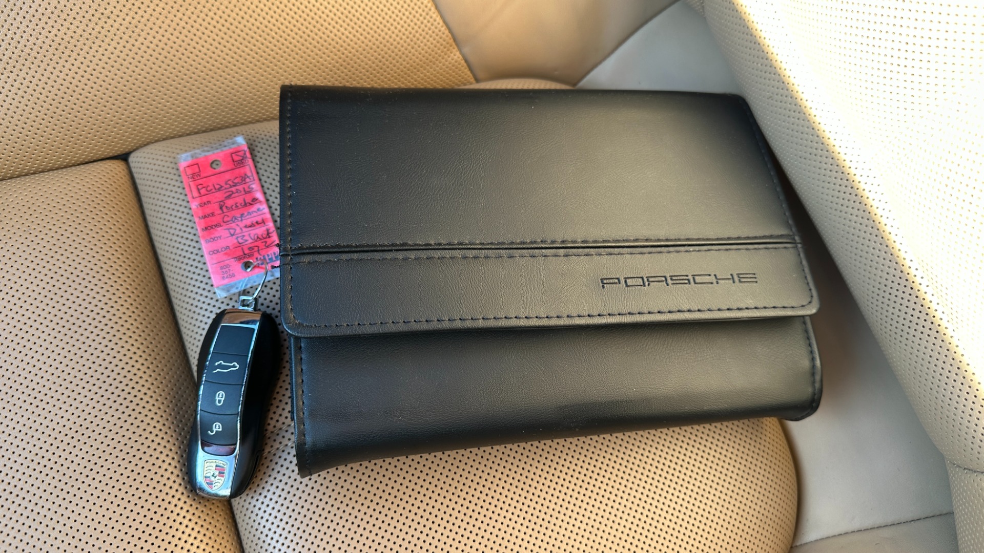Used 2015 Porsche Cayenne Diesel for sale Sold at Formula Imports in Charlotte NC 28227 27