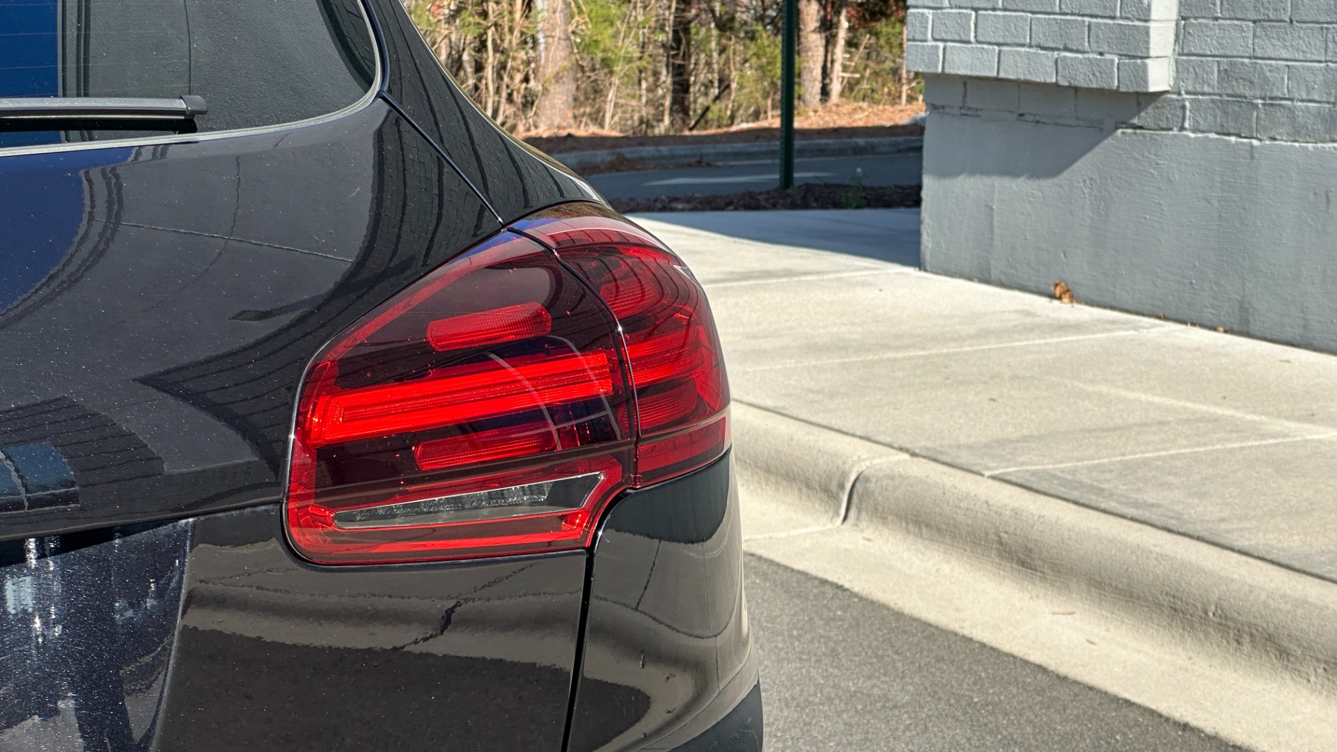 Used 2015 Porsche Cayenne Diesel for sale Sold at Formula Imports in Charlotte NC 28227 42