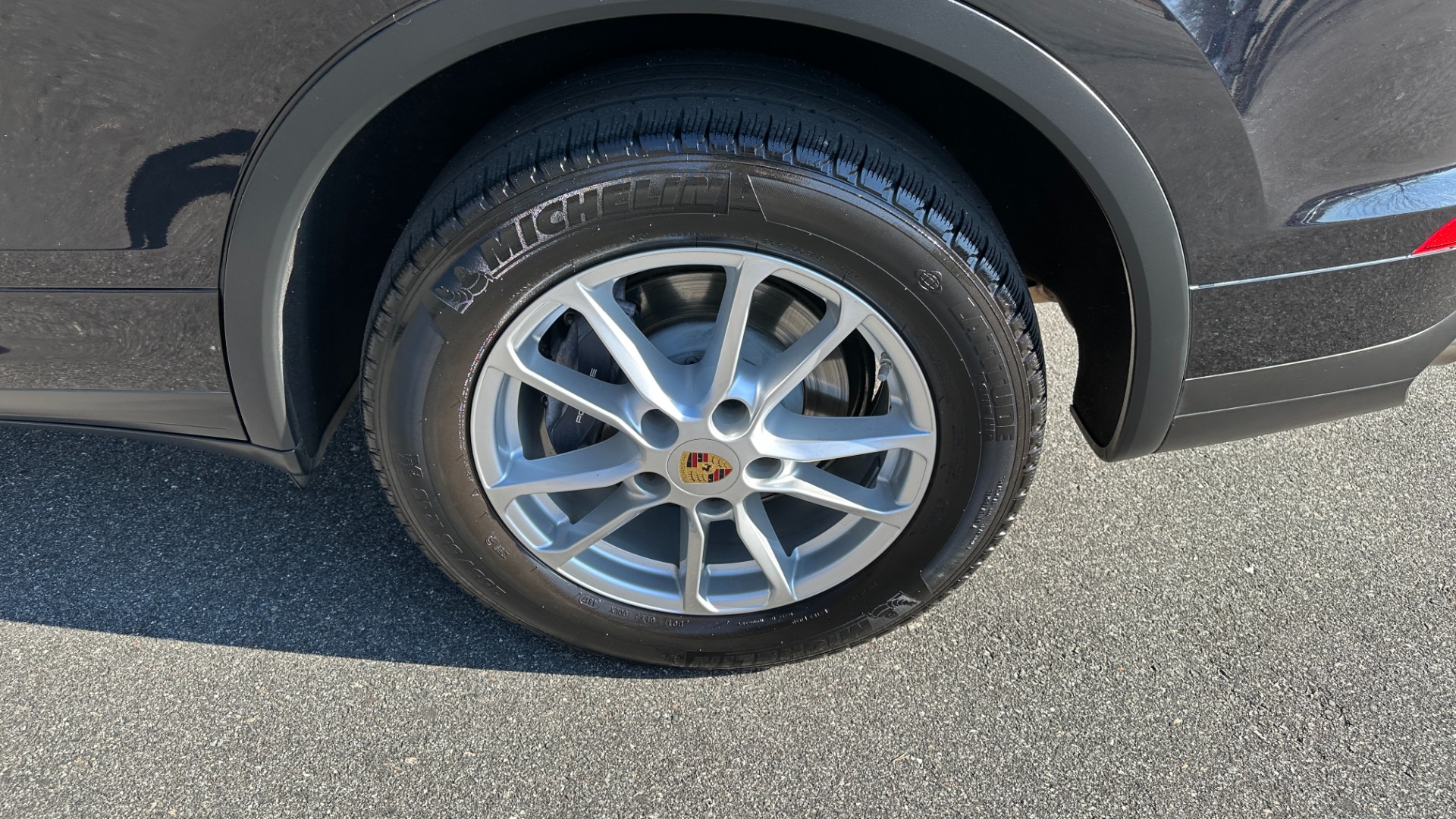 Used 2015 Porsche Cayenne Diesel for sale Sold at Formula Imports in Charlotte NC 28227 43