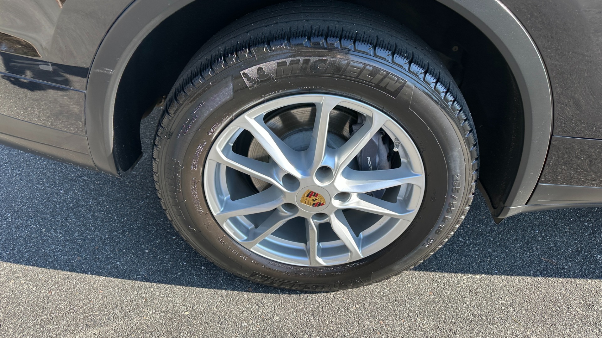 Used 2015 Porsche Cayenne Diesel for sale Sold at Formula Imports in Charlotte NC 28227 45