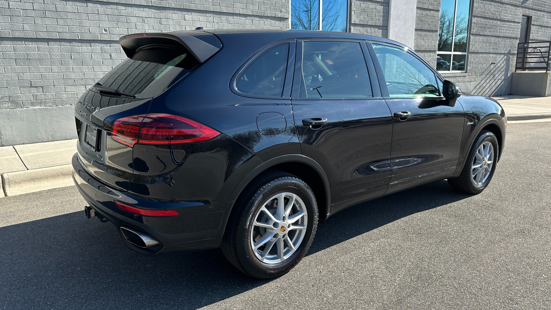 Used 2015 Porsche Cayenne Diesel for sale Sold at Formula Imports in Charlotte NC 28227 7