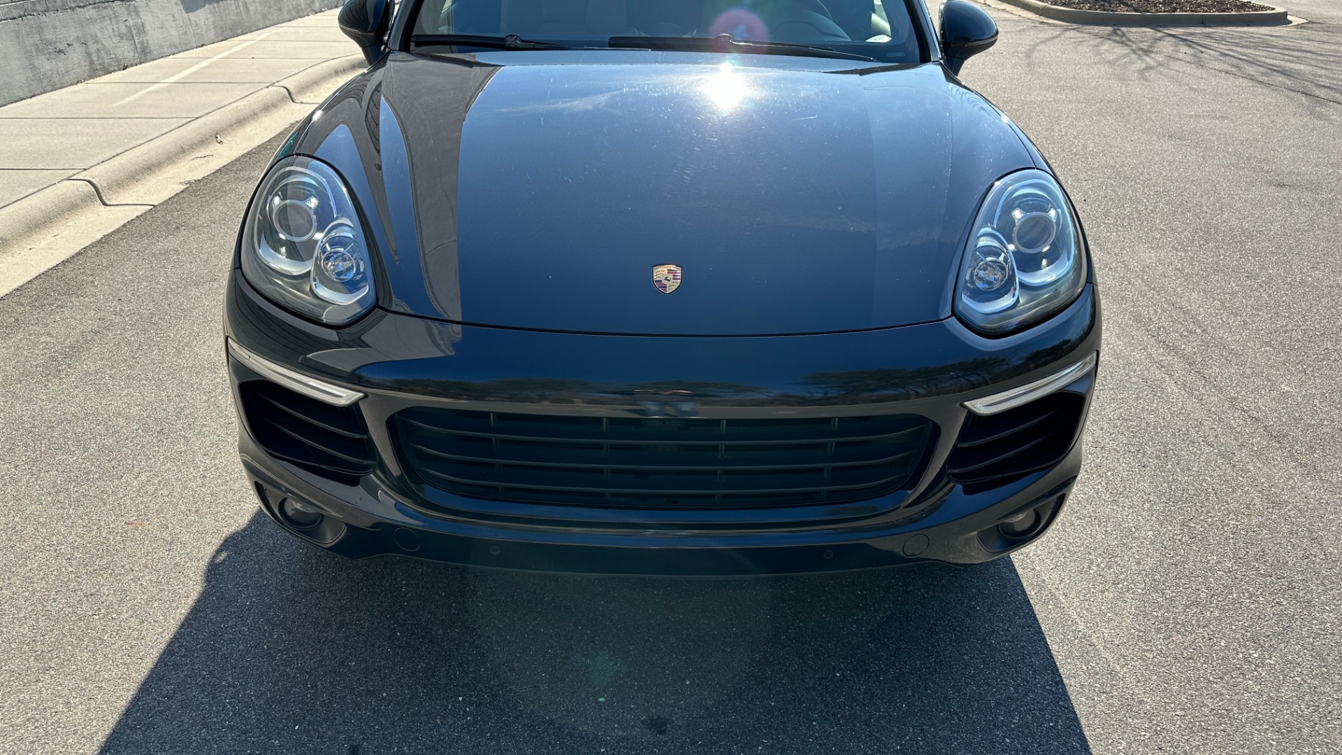 Used 2015 Porsche Cayenne Diesel for sale Sold at Formula Imports in Charlotte NC 28227 9