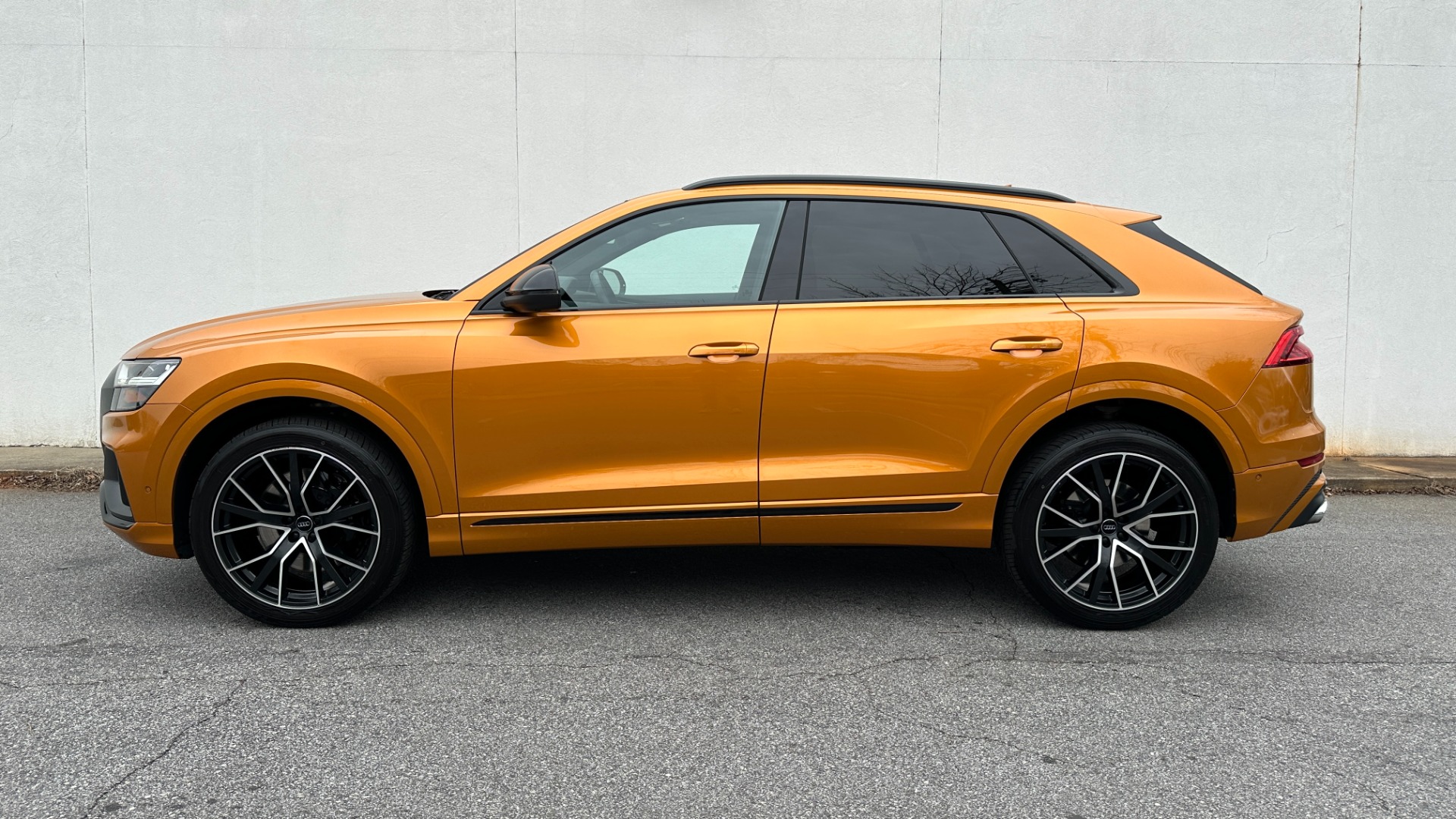 Used 2020 Audi SQ8 Premium Plus for sale Sold at Formula Imports in Charlotte NC 28227 3