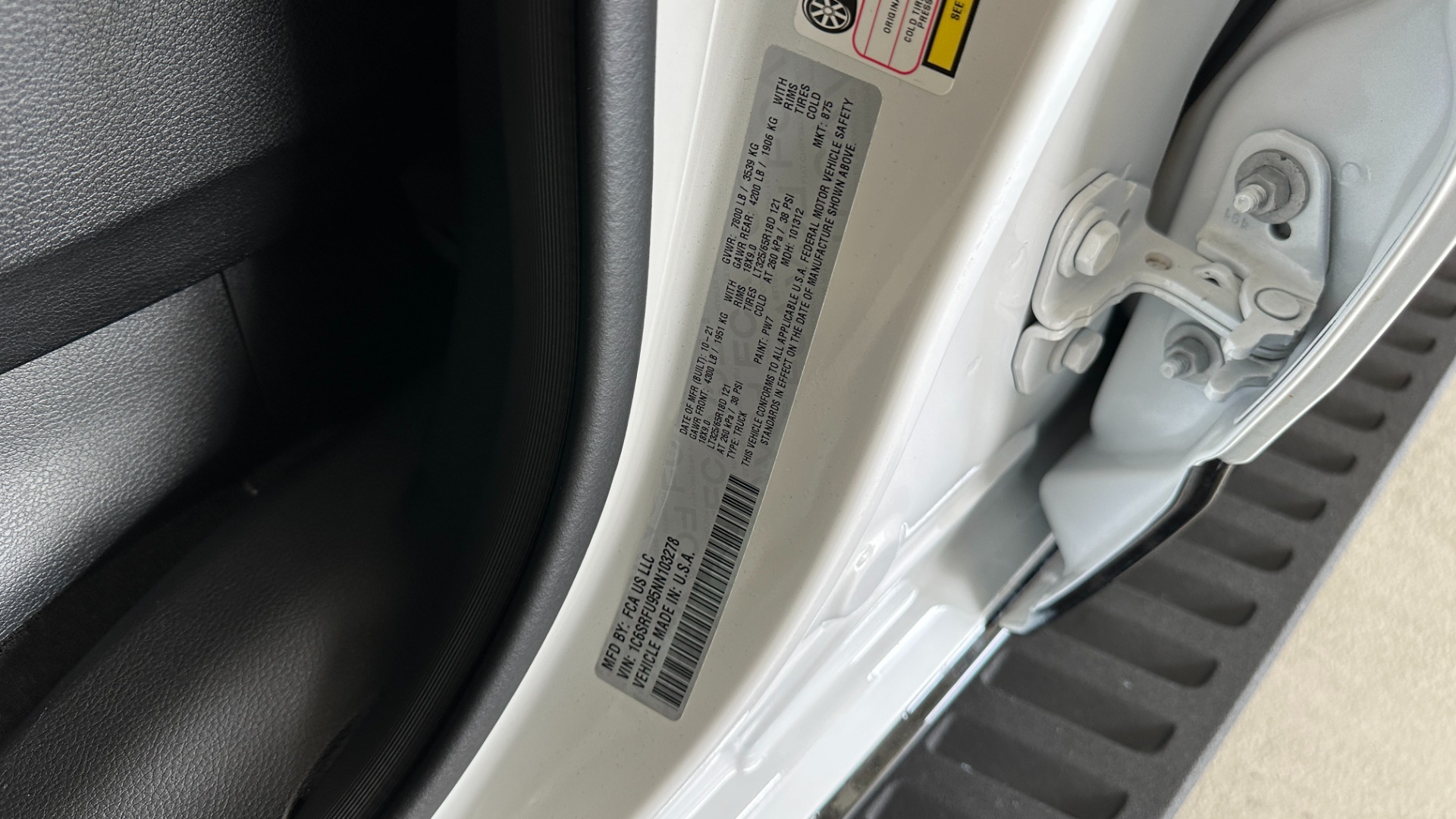Used 2022 Ram 1500 TRX / LVL 1 / SUPERCHARGED / PANORAMIC ROOF / MOPAR RUNNING BOARDS / 2TONE for sale Sold at Formula Imports in Charlotte NC 28227 15