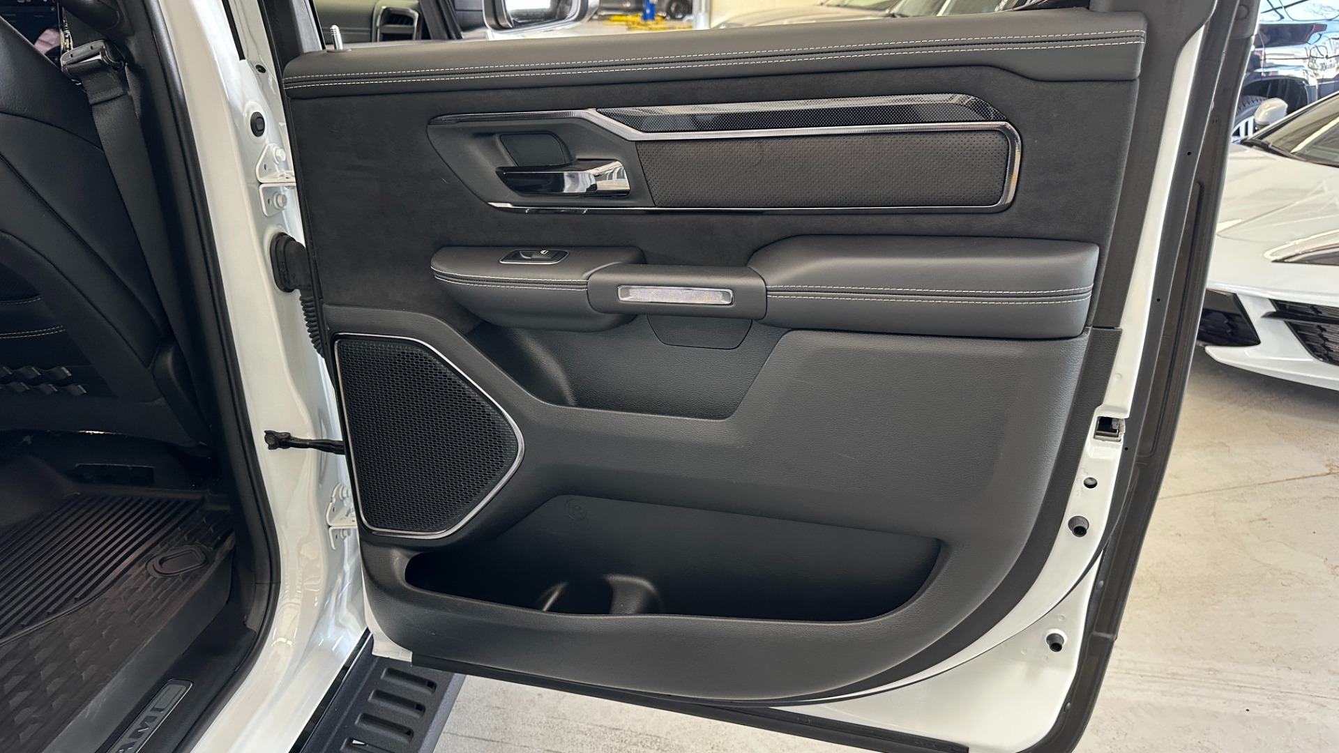 Used 2022 Ram 1500 TRX / LVL 1 / SUPERCHARGED / PANORAMIC ROOF / MOPAR RUNNING BOARDS / 2TONE for sale $94,995 at Formula Imports in Charlotte NC 28227 21