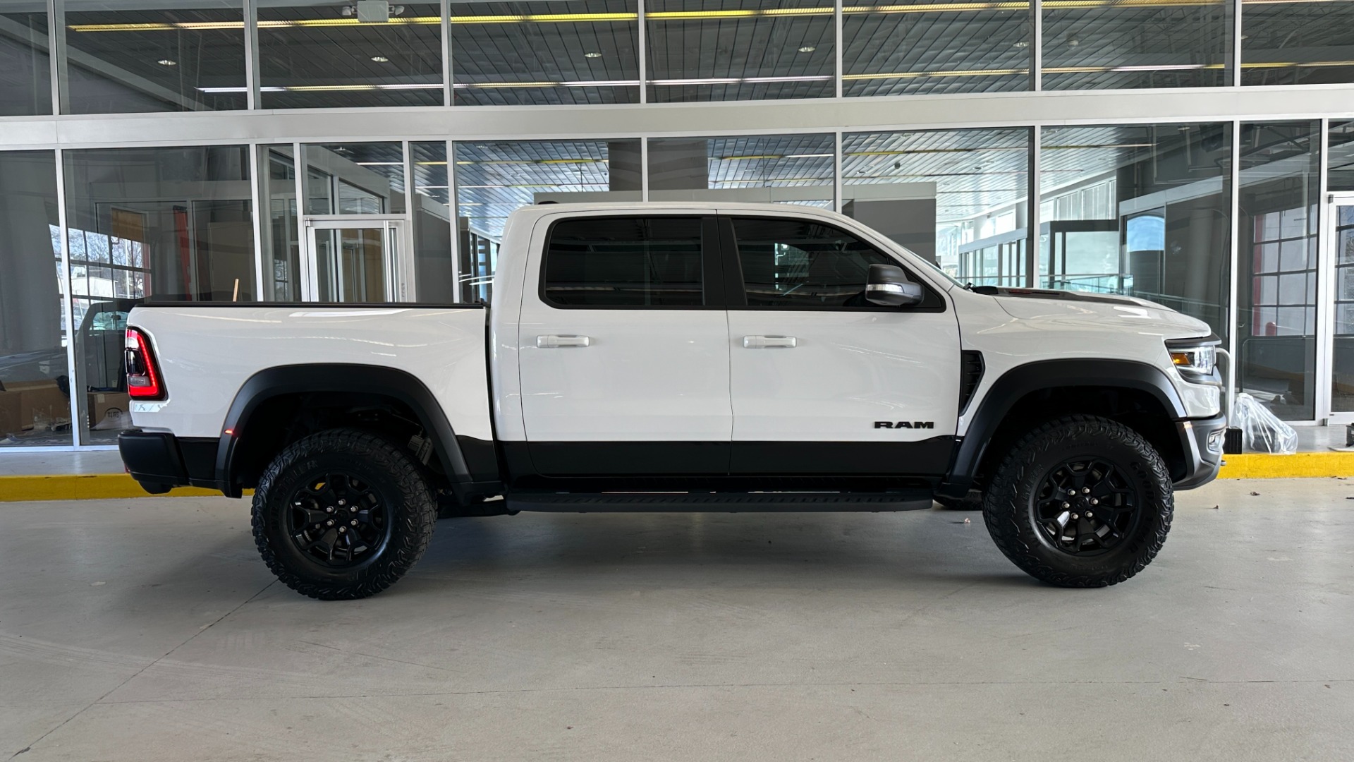 Used 2022 Ram 1500 TRX / LVL 1 / SUPERCHARGED / PANORAMIC ROOF / MOPAR RUNNING BOARDS / 2TONE for sale Sold at Formula Imports in Charlotte NC 28227 3