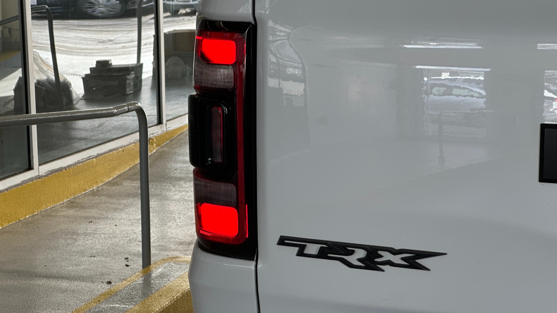 Used 2022 Ram 1500 TRX / LVL 1 / SUPERCHARGED / PANORAMIC ROOF / MOPAR RUNNING BOARDS / 2TONE for sale $94,995 at Formula Imports in Charlotte NC 28227 45