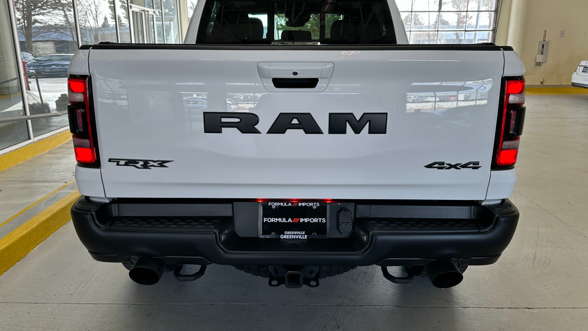 Used 2022 Ram 1500 TRX / LVL 1 / SUPERCHARGED / PANORAMIC ROOF / MOPAR RUNNING BOARDS / 2TONE  for sale Sold at Formula Imports in Charlotte NC 28227 8