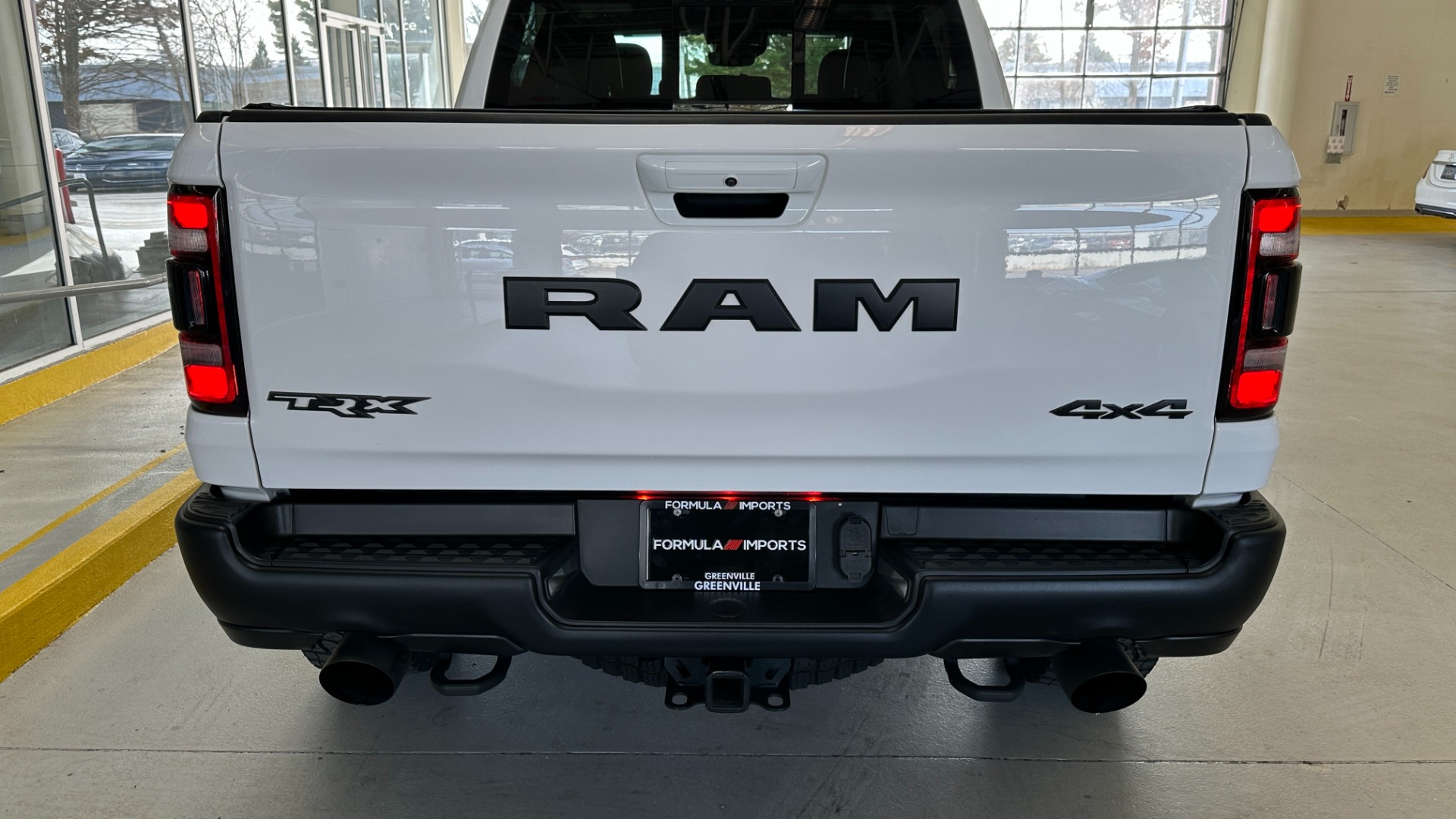 Used 2022 Ram 1500 TRX / LVL 1 / SUPERCHARGED / PANORAMIC ROOF / MOPAR RUNNING BOARDS / 2TONE for sale Sold at Formula Imports in Charlotte NC 28227 8
