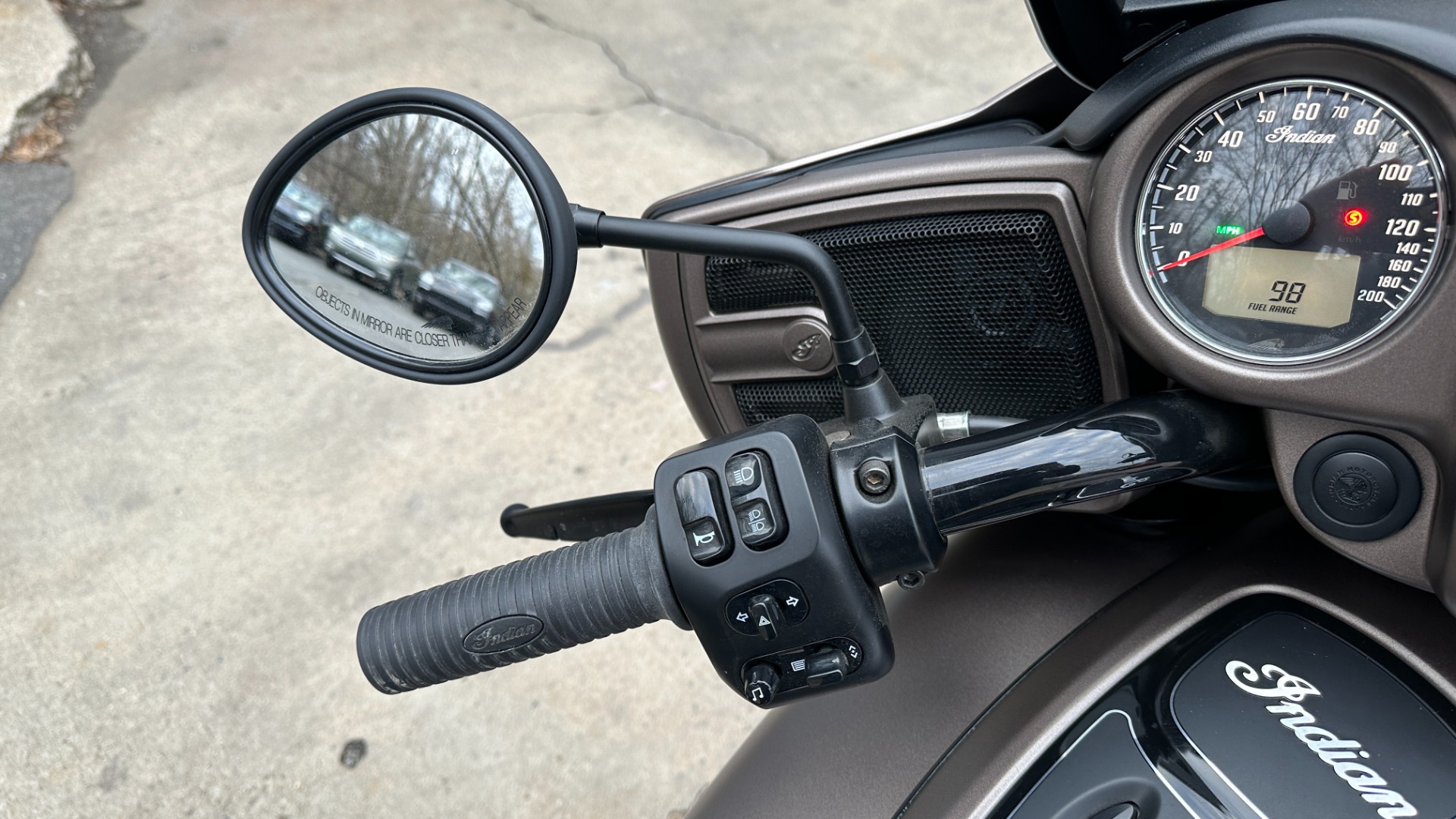 Used 2019 INDIAN CHIEFTAIN DARK HORSE / MATTE PAINT / LOW MILES / NAV / CRUISE CONTROL / TOUCHSCREEN for sale Sold at Formula Imports in Charlotte NC 28227 18