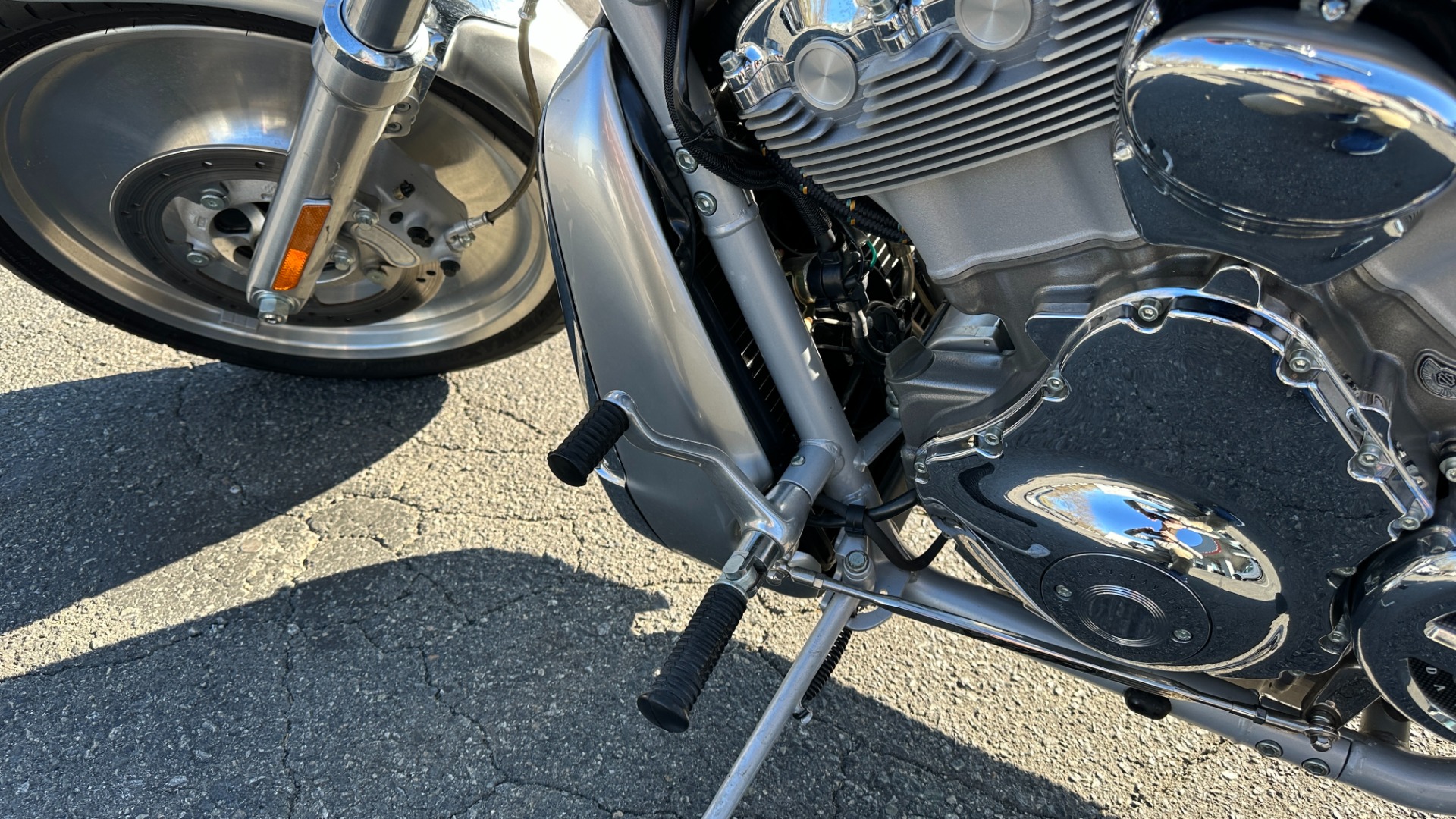 Used 2003 Harley Davidson V Rod ANNIVERSARY EDITION / 1130CC ENGINE / BREMBO BRAKES / VORTEX AIR SCOOPS for sale $9,995 at Formula Imports in Charlotte NC 28227 11